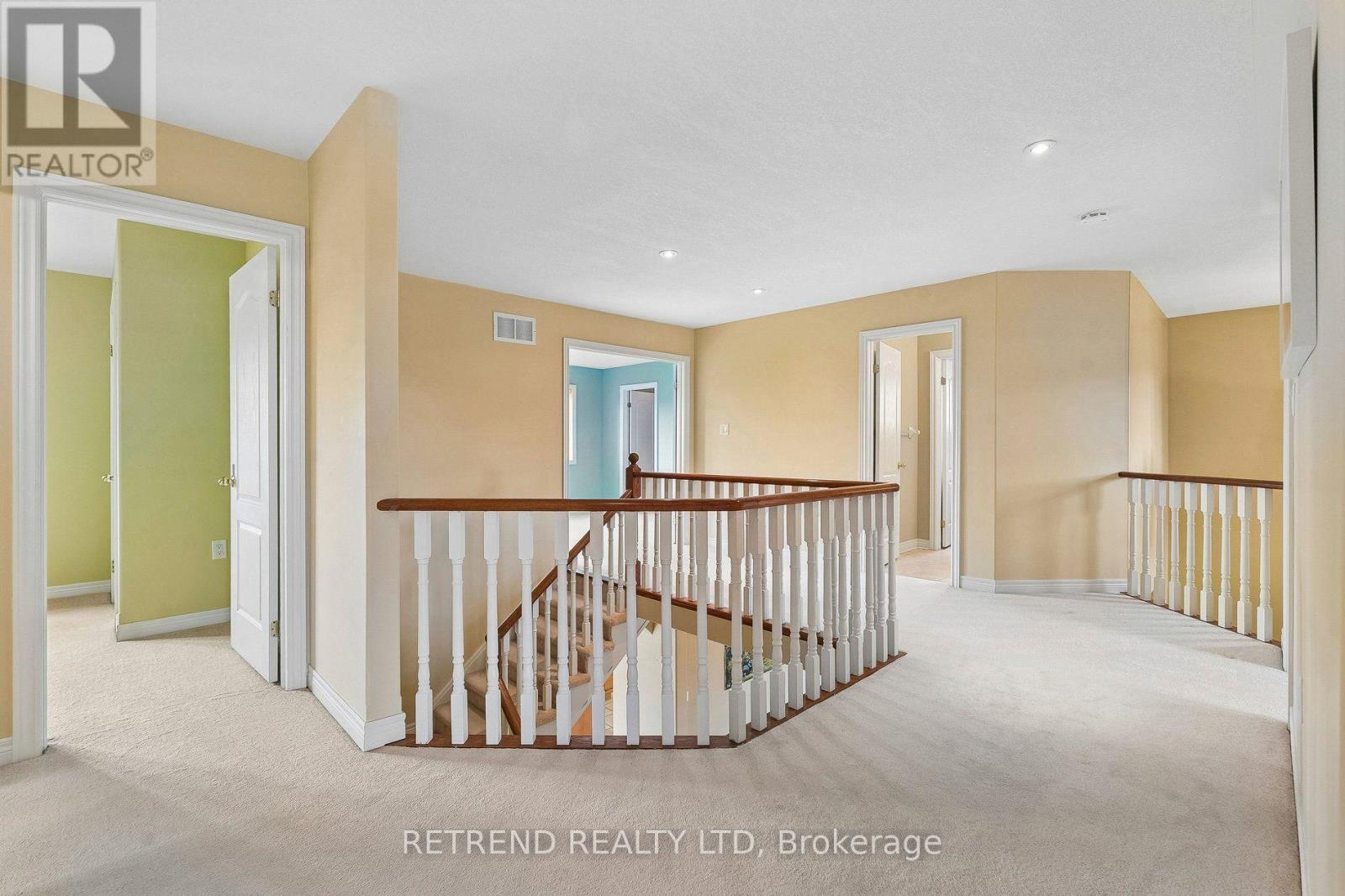 36 Sandringham Drive, Barrie, ON
