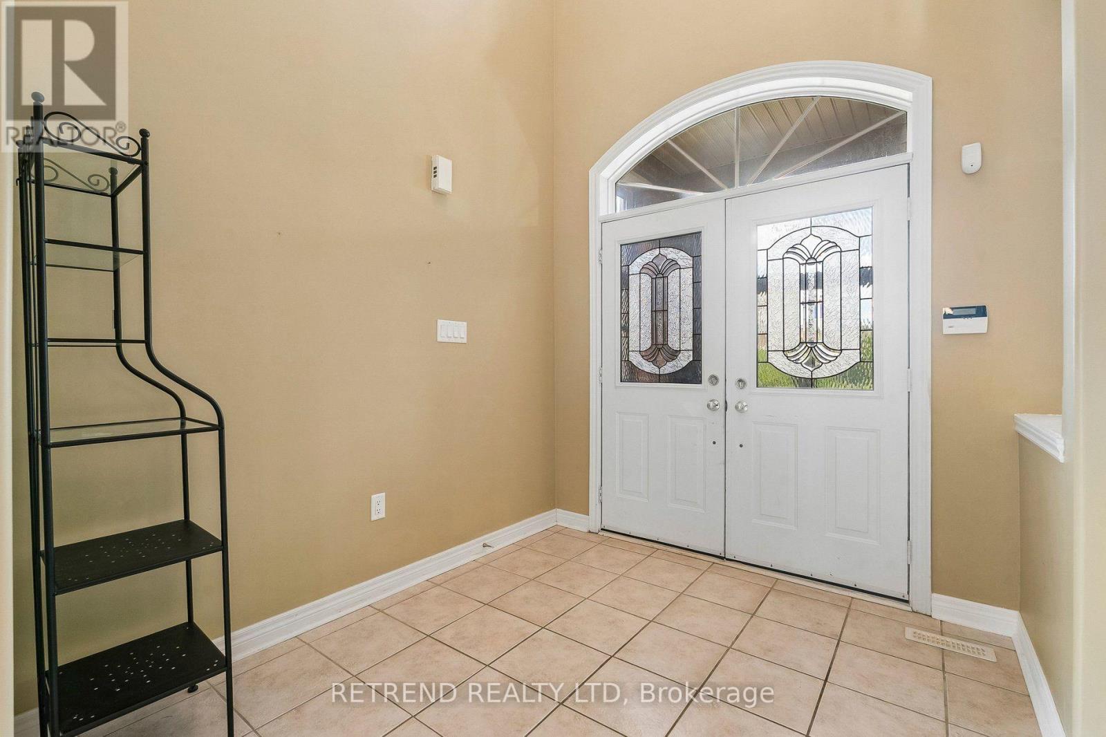 36 Sandringham Drive, Barrie, ON