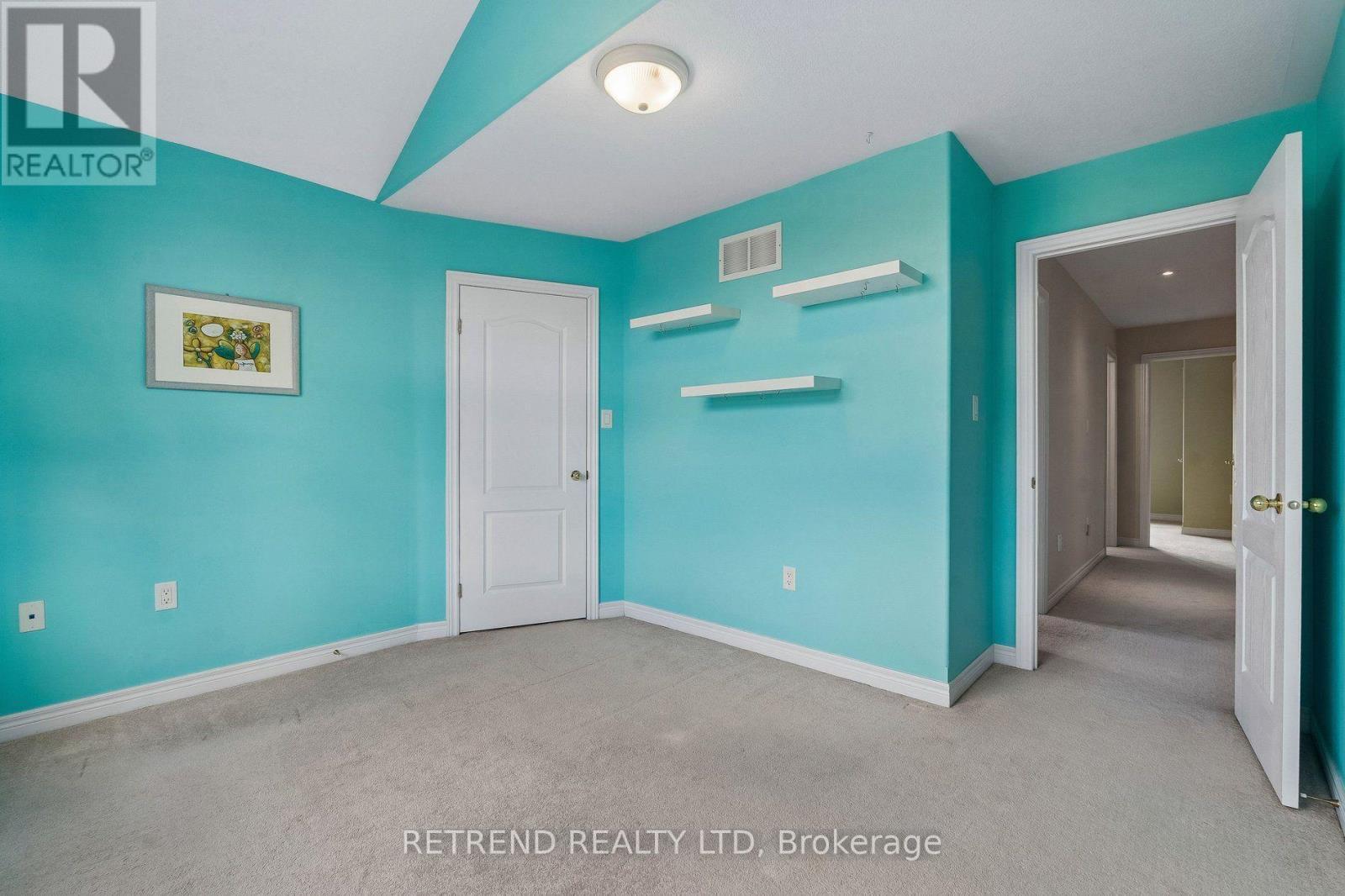 36 Sandringham Drive, Barrie, ON