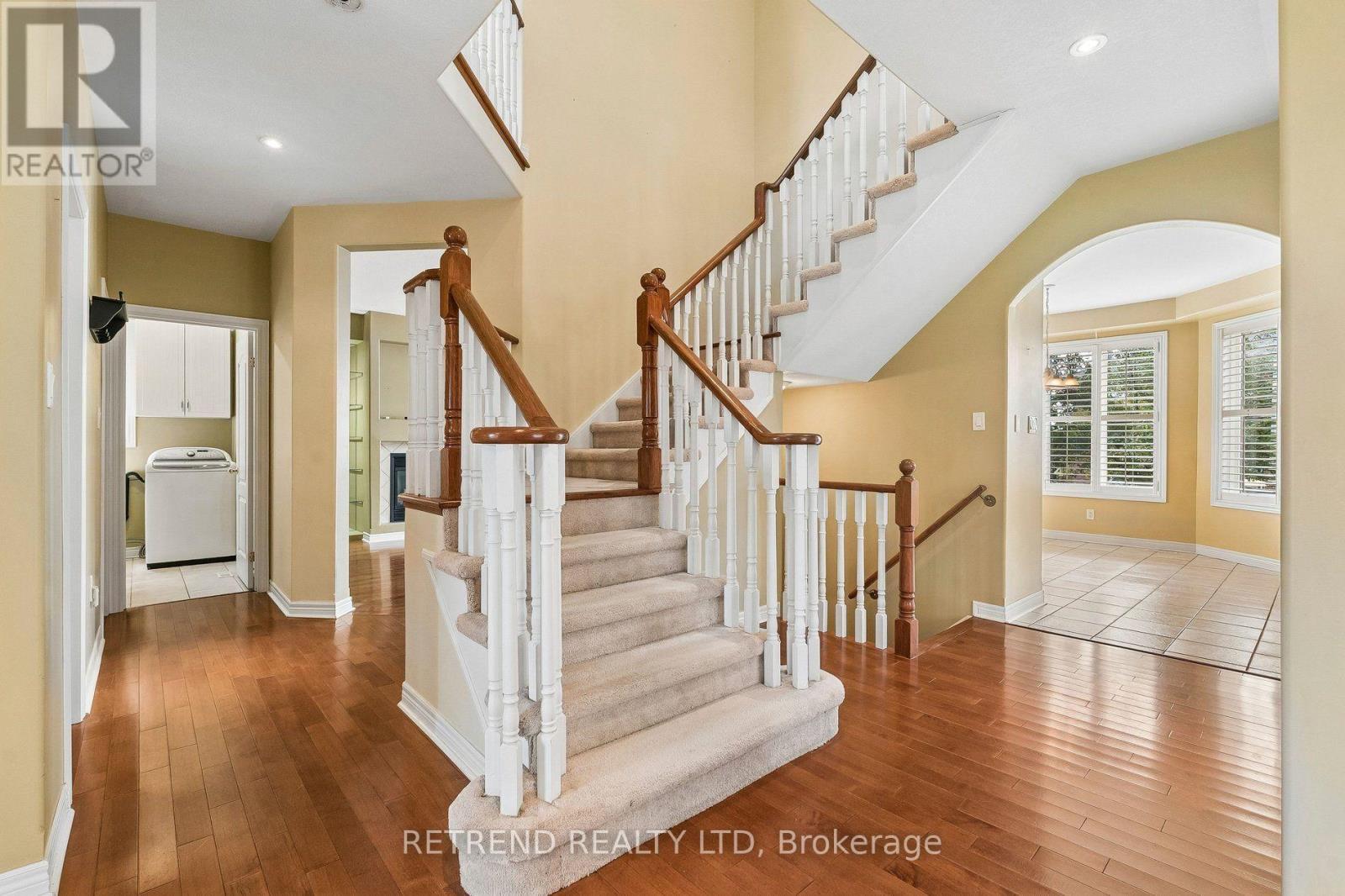 36 Sandringham Drive, Barrie, ON