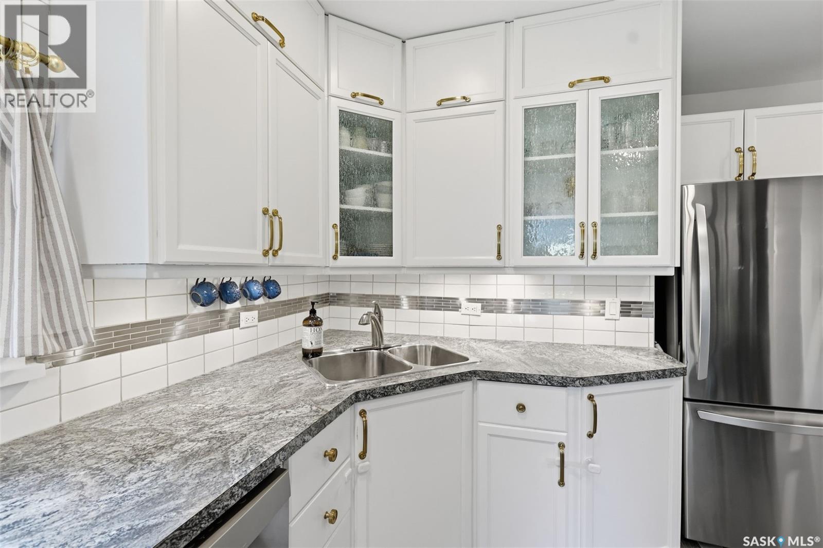 1305 Cairns Avenue, Saskatoon, SK