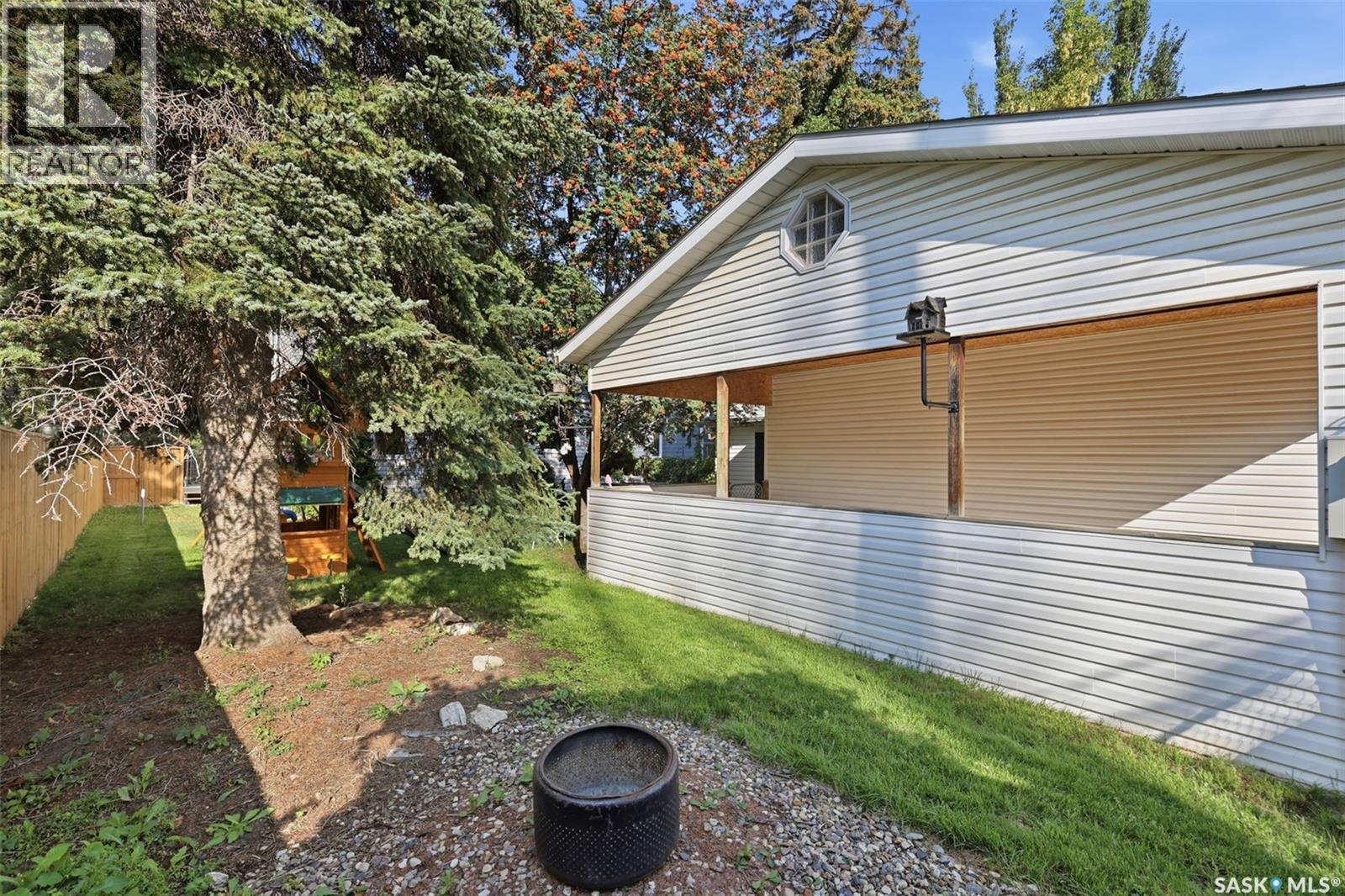 1305 Cairns Avenue, Saskatoon, SK