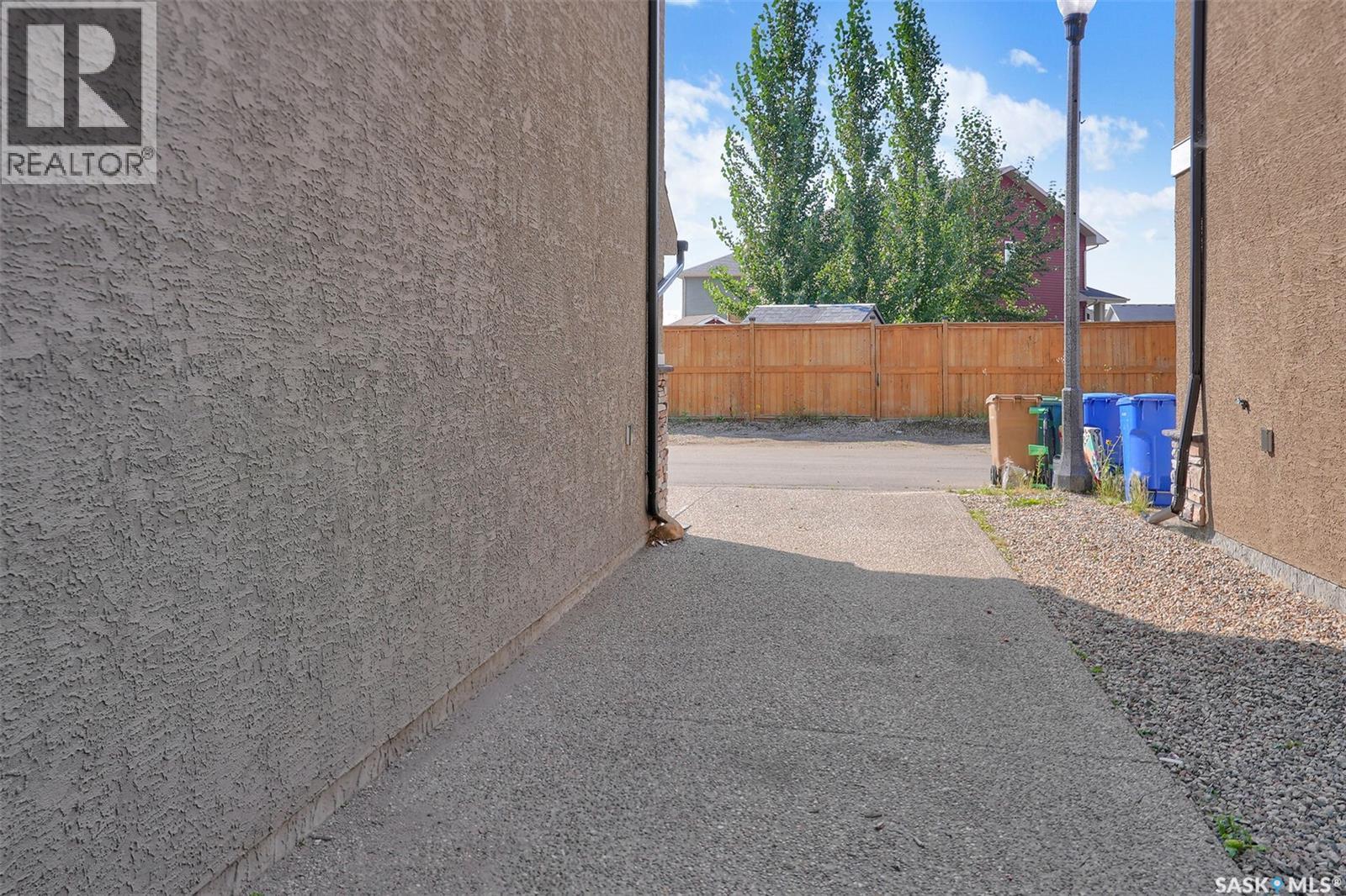 4537 Green Apple Drive E, Regina, SK
