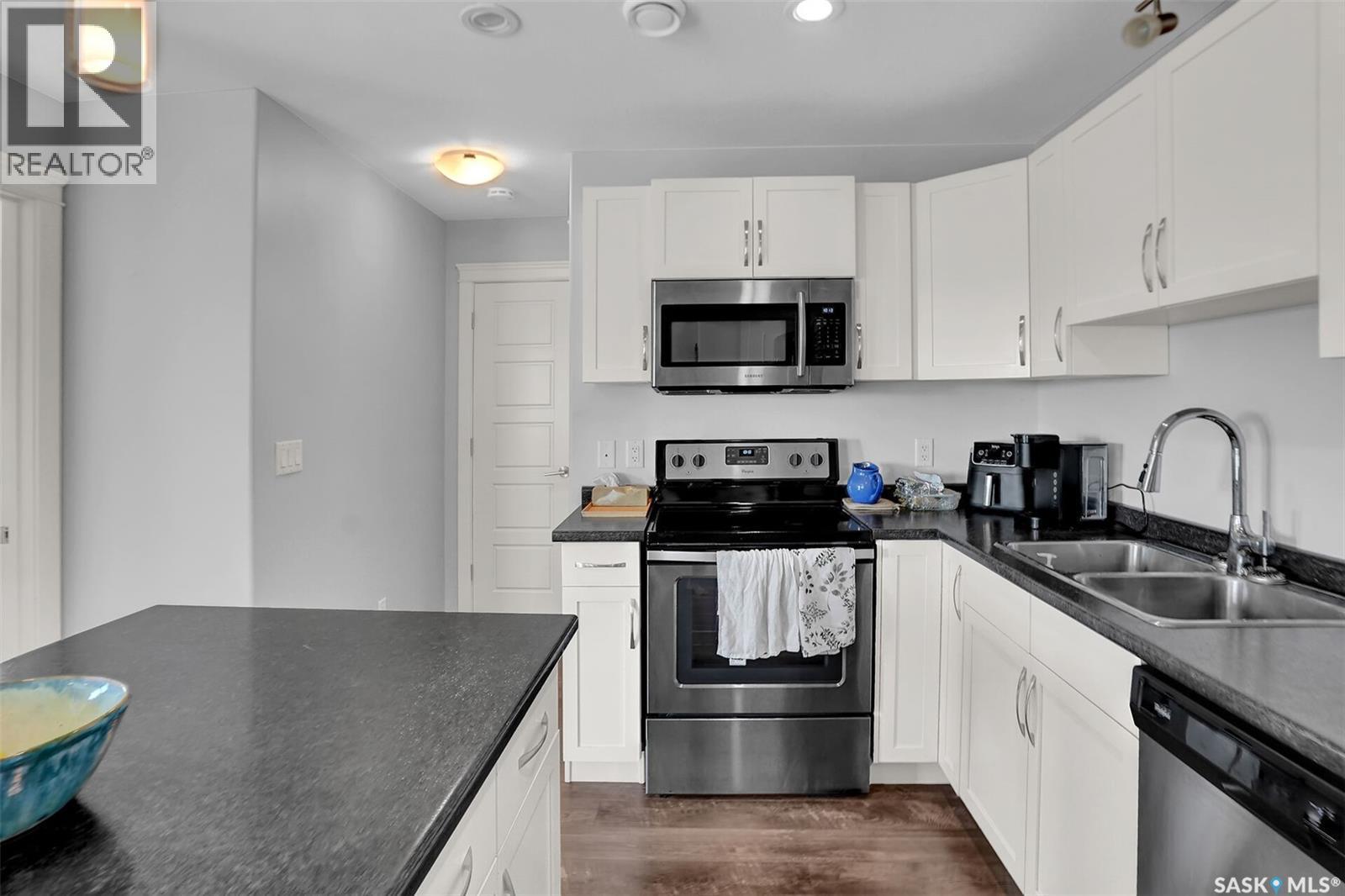 4537 Green Apple Drive E, Regina, SK