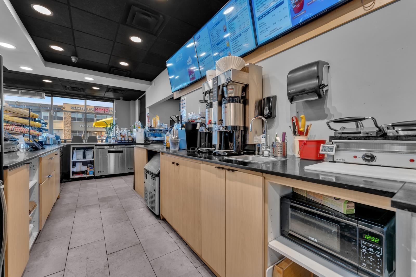 9404 137 Ave, Edmonton, AB