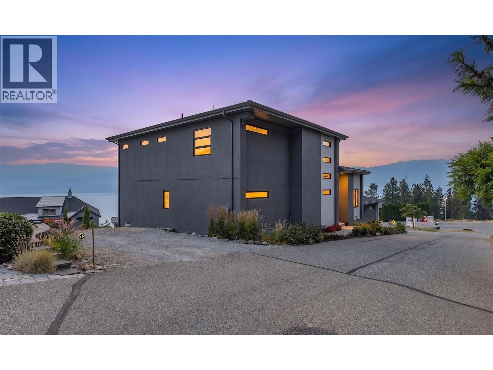 1534 Gregory Road, West Kelowna, BC