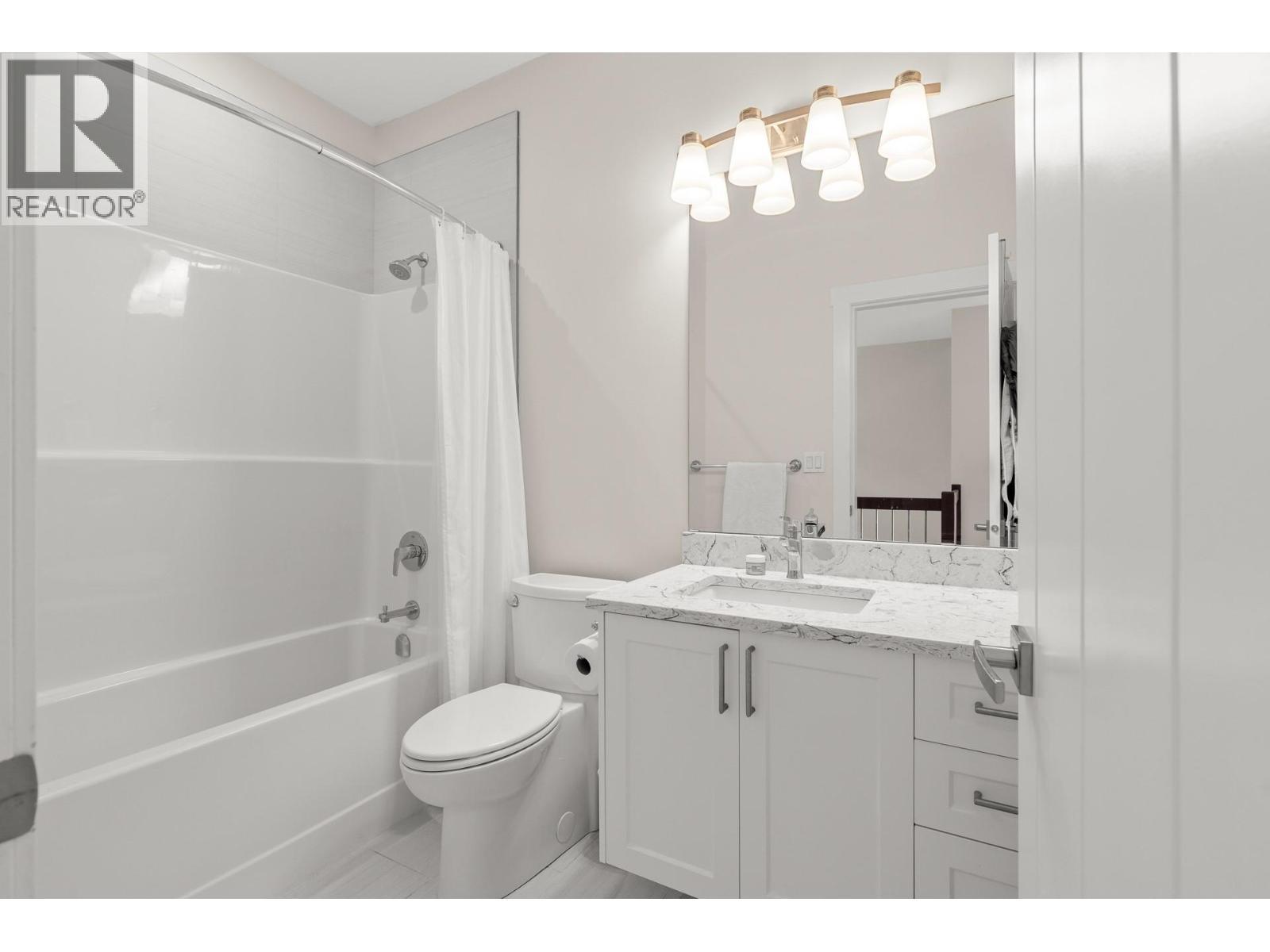 1534 Gregory Road, West Kelowna, BC