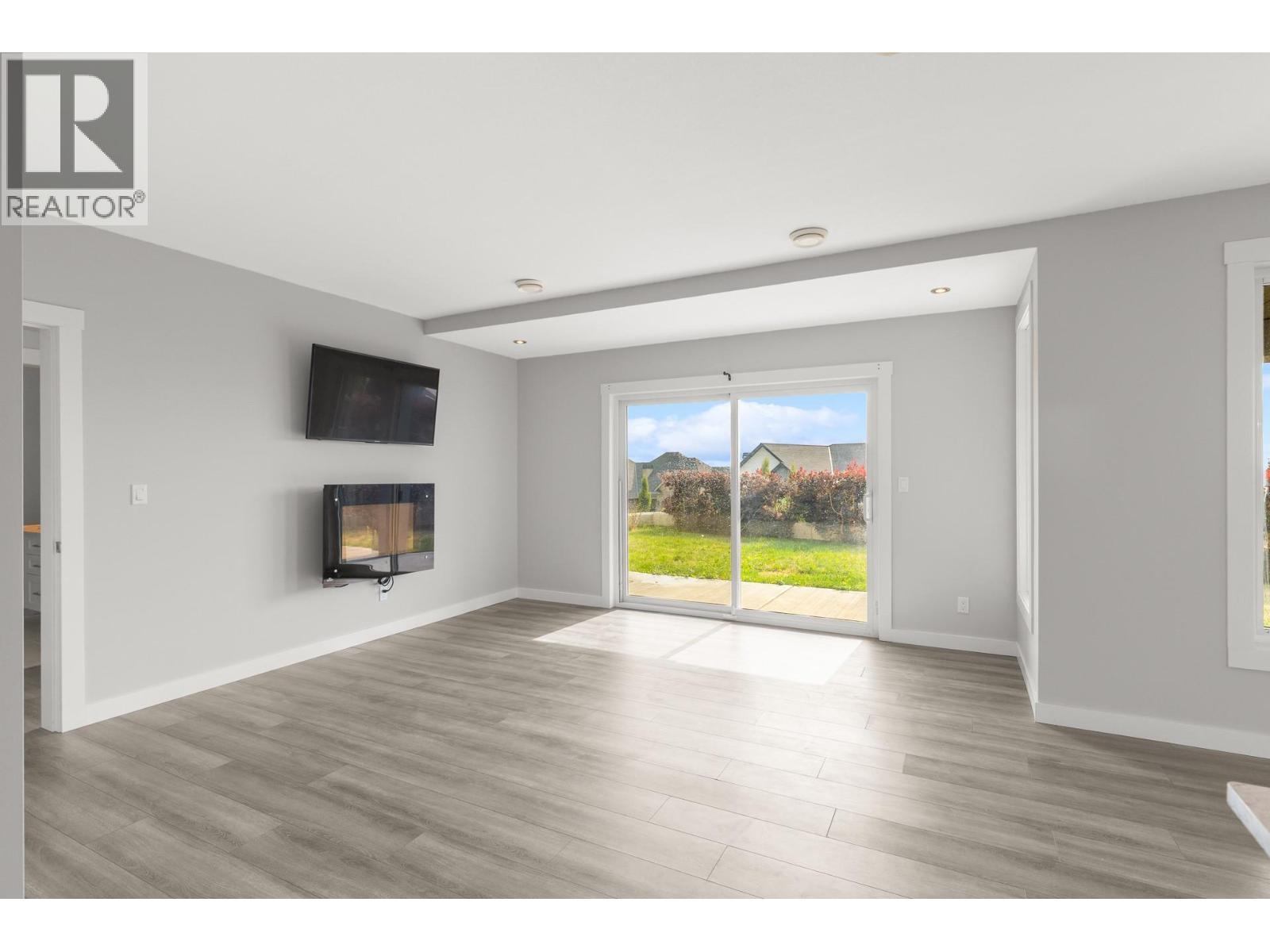 1534 Gregory Road, West Kelowna, BC