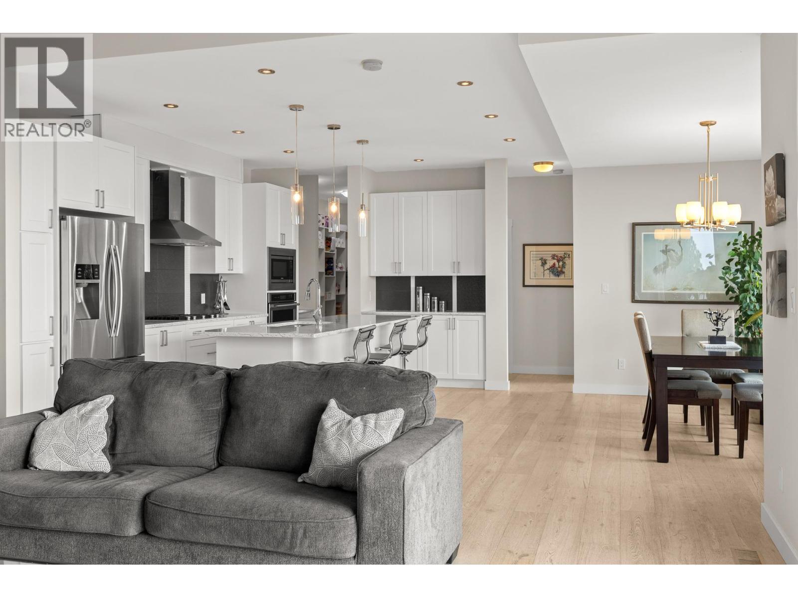 1534 Gregory Road, West Kelowna, BC