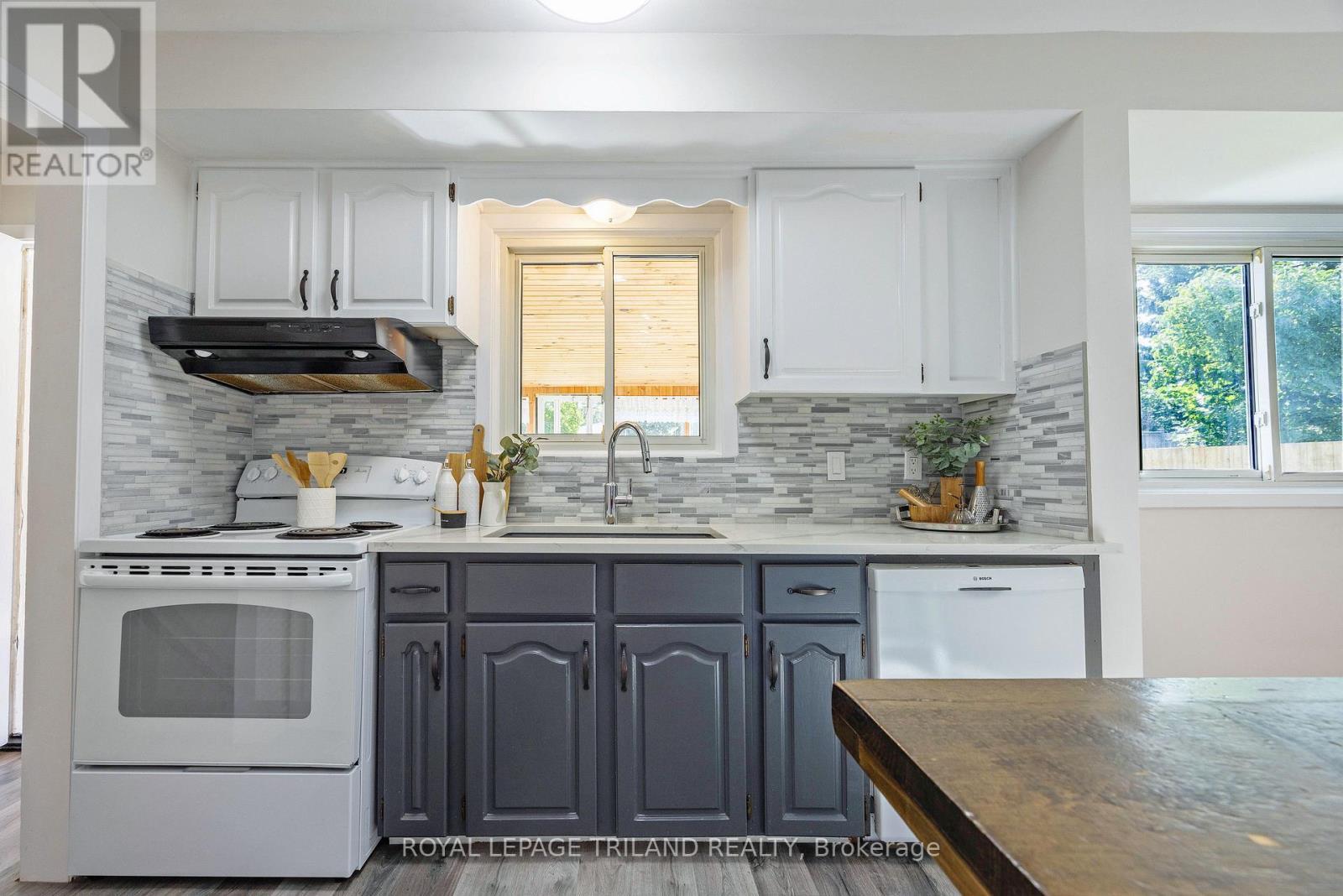 18 Laurier Road, St. Thomas, ON