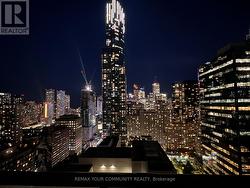 2711 - 15 GRENVILLE STREET Toronto, ON M4Y 0B9