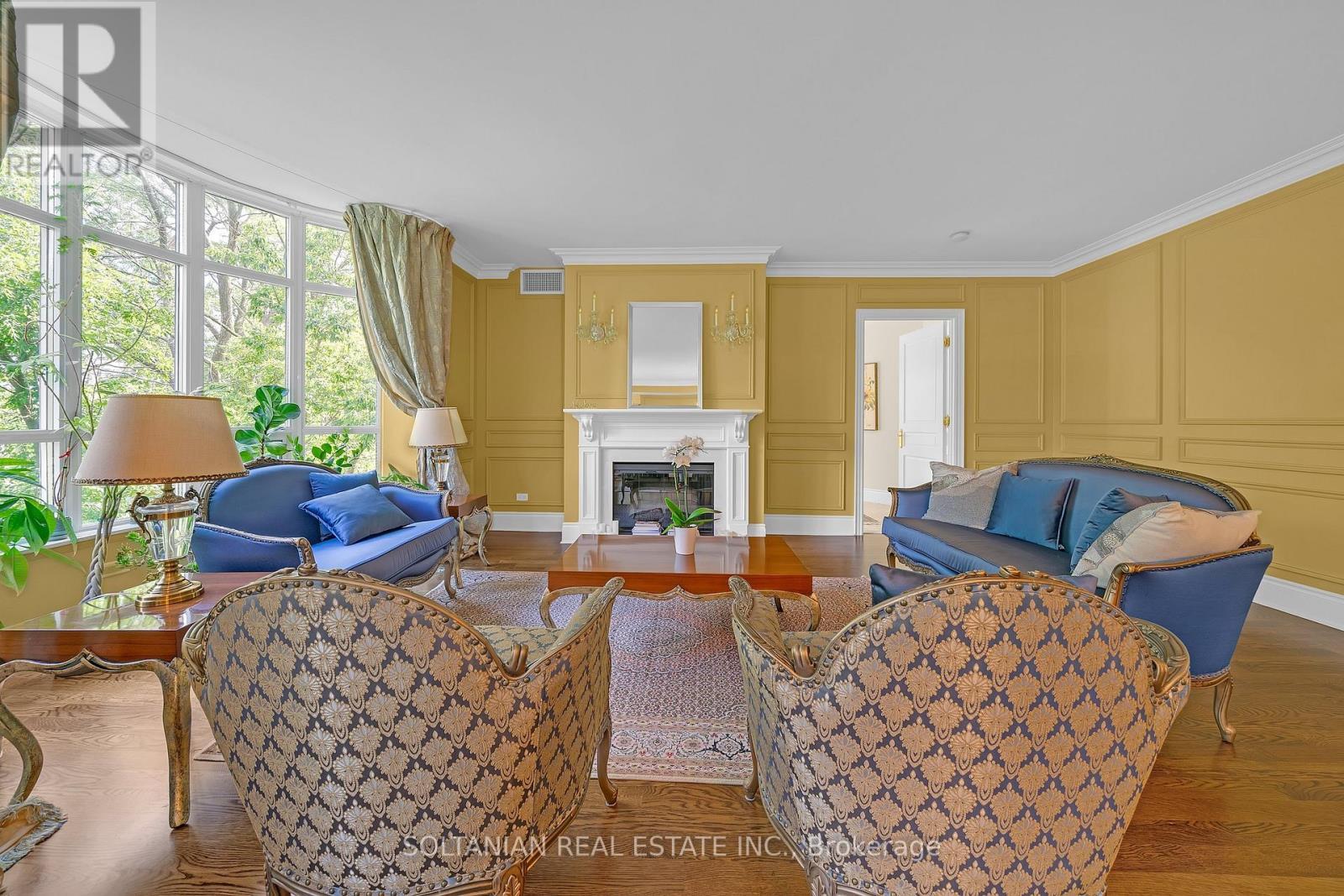 212 - 7071 Bayview Avenue, Markham, ON