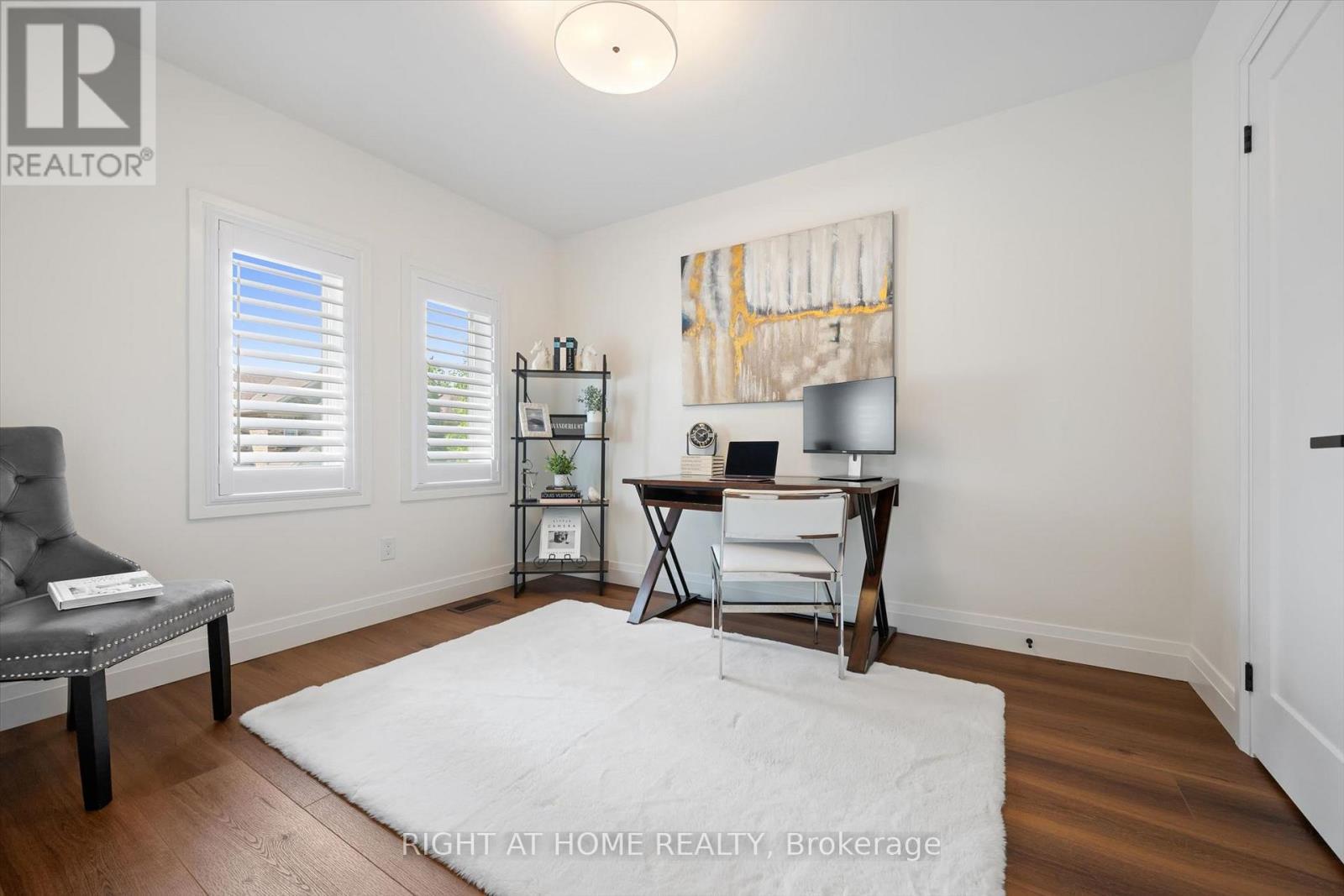 2294 Seton Crescent, Burlington, ON