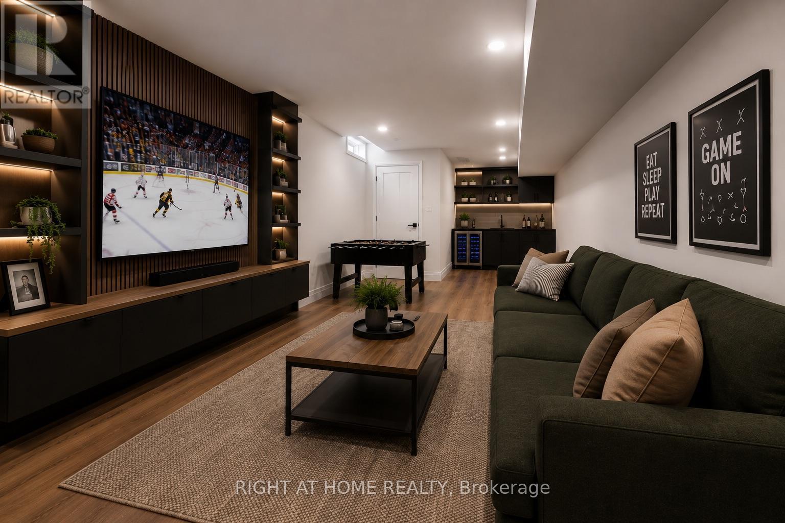 Virtually Staged - 2294 Seton Crescent, Burlington, ON