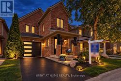 2294 SETON CRESCENT Burlington, ON L7L 6Y4