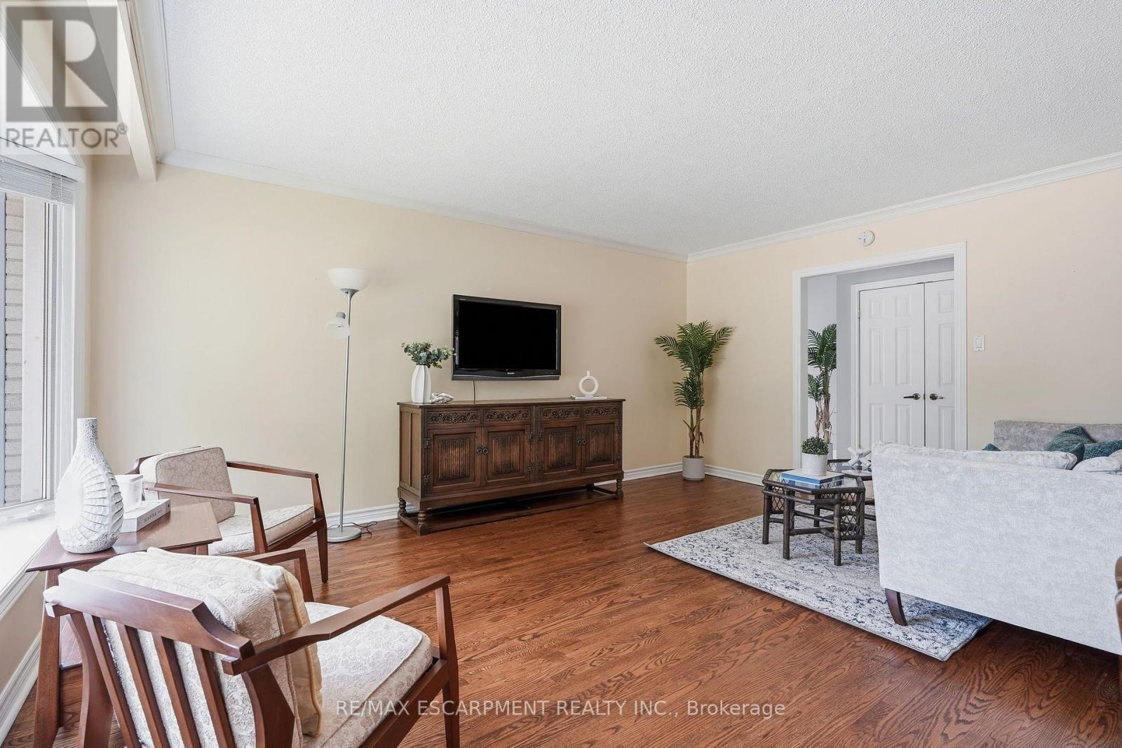 616 Mullin Way, Burlington, ON