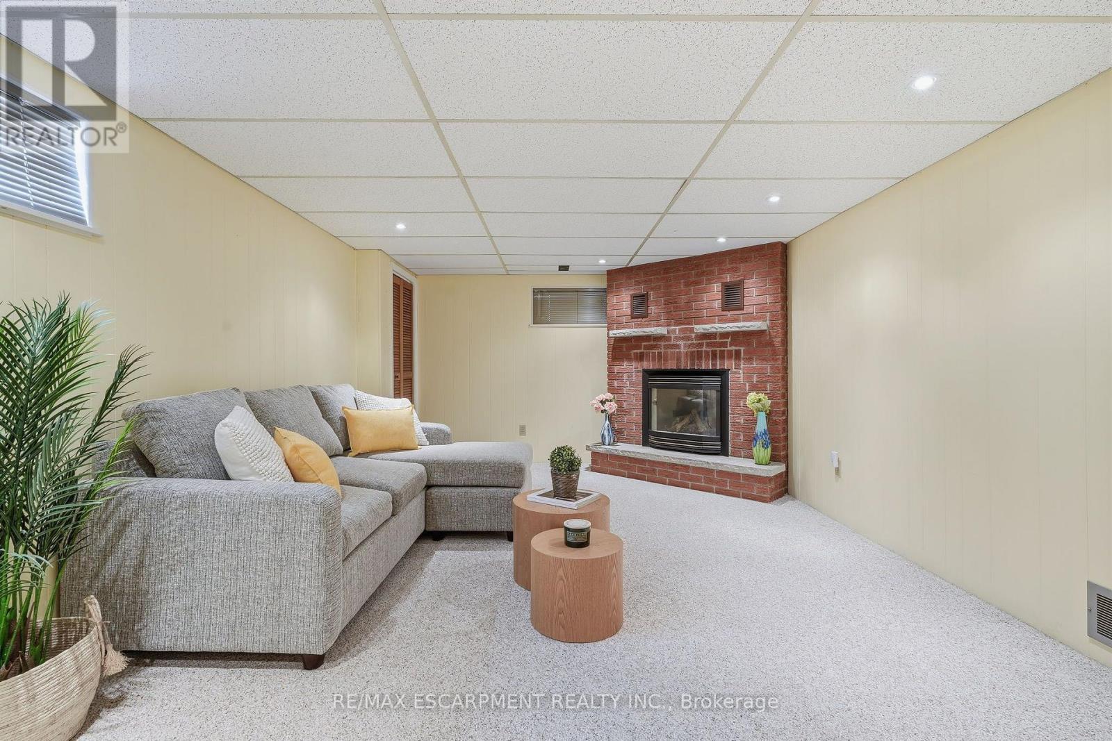 616 Mullin Way, Burlington, ON