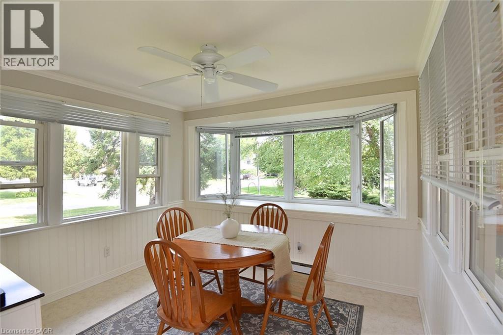 936 Boothman Avenue, Burlington, ON