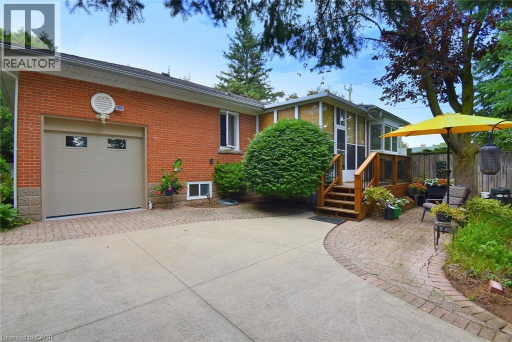 936 Boothman Avenue, Burlington, ON