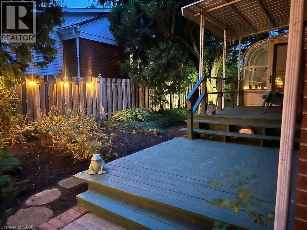 Additional content - 936 Boothman Avenue, Burlington, ON