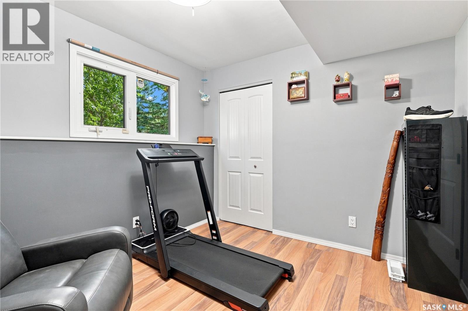 210 Frobisher Crescent, Saskatoon, SK