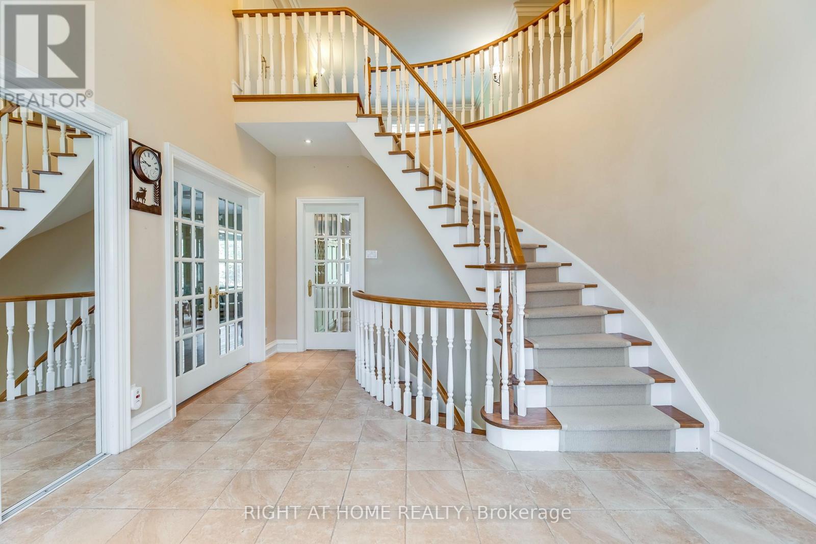 2175 Oneida Court, Mississauga, ON