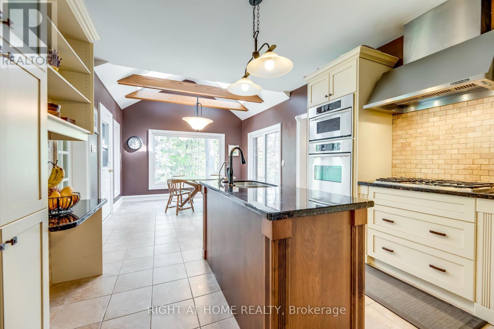 2175 Oneida Court, Mississauga, ON