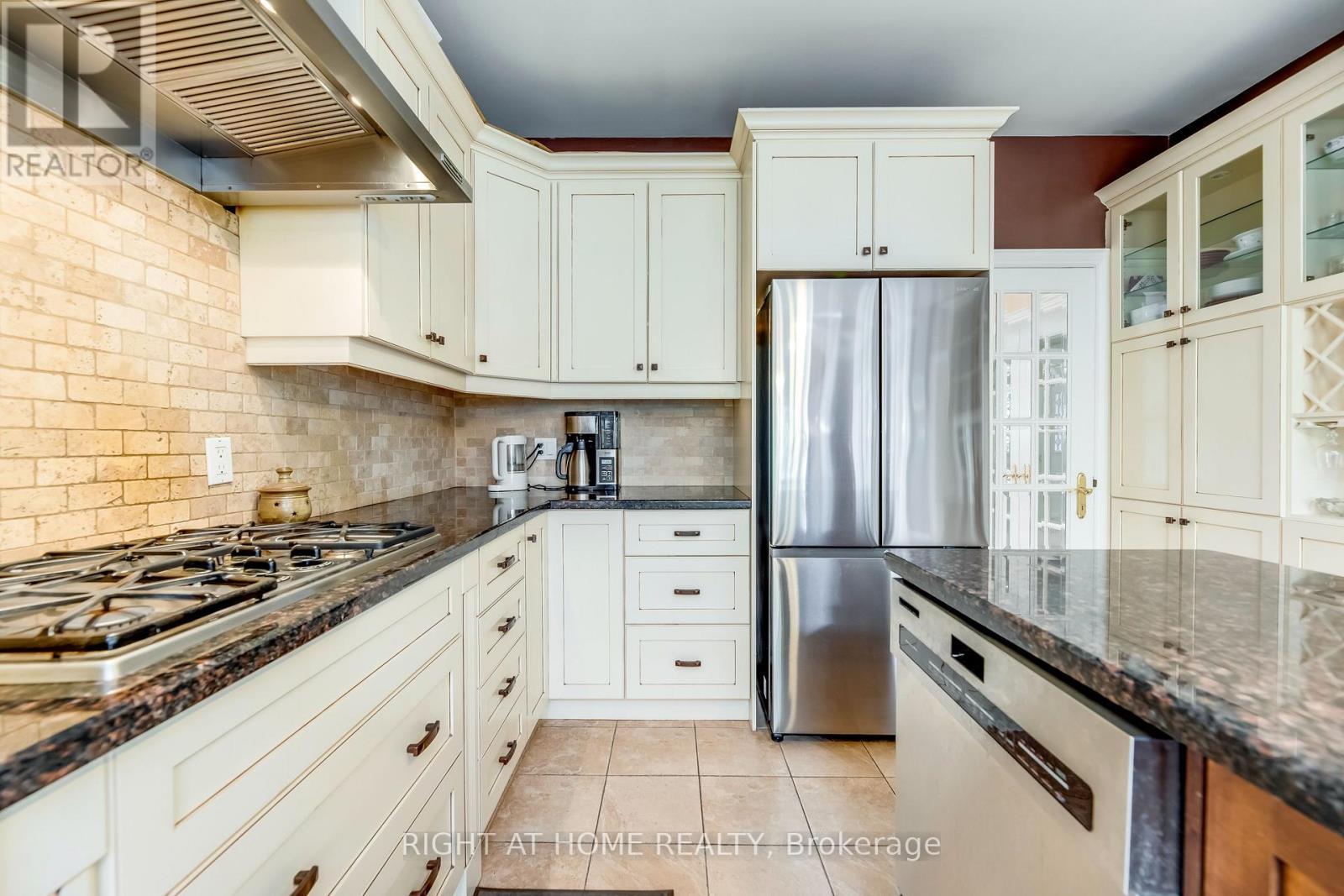 2175 Oneida Court, Mississauga, ON