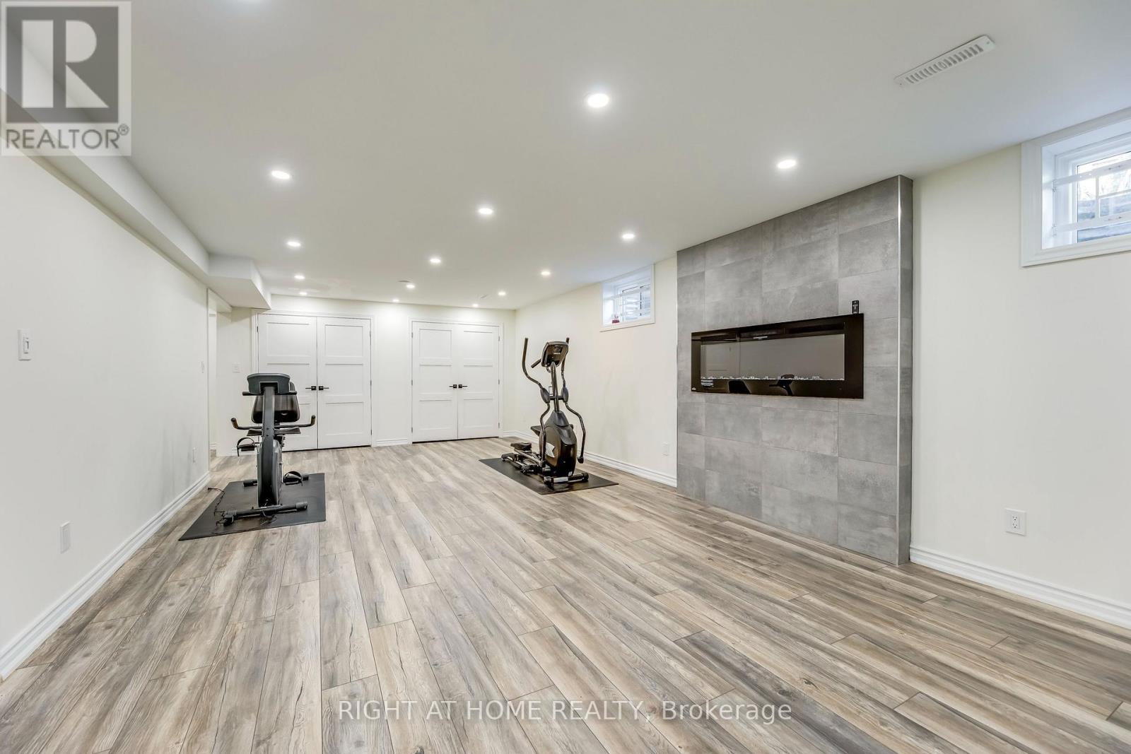 2175 Oneida Court, Mississauga, ON