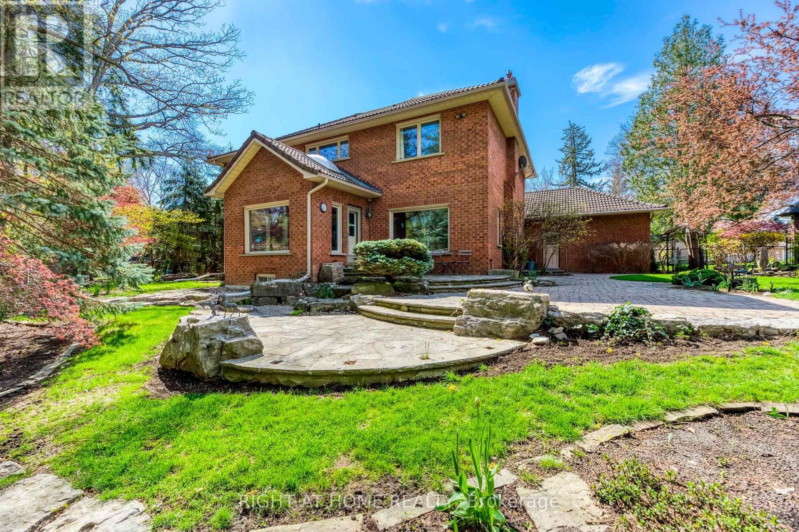 2175 Oneida Court, Mississauga, ON