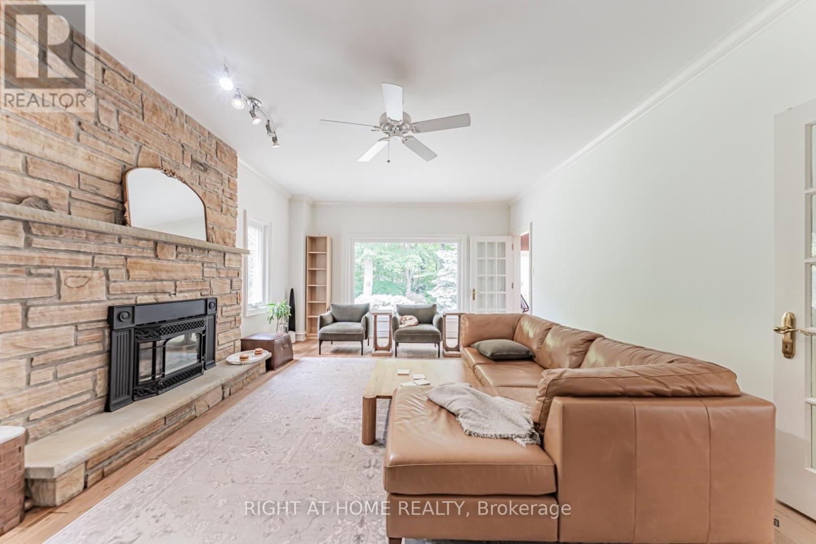 2175 Oneida Court, Mississauga, ON