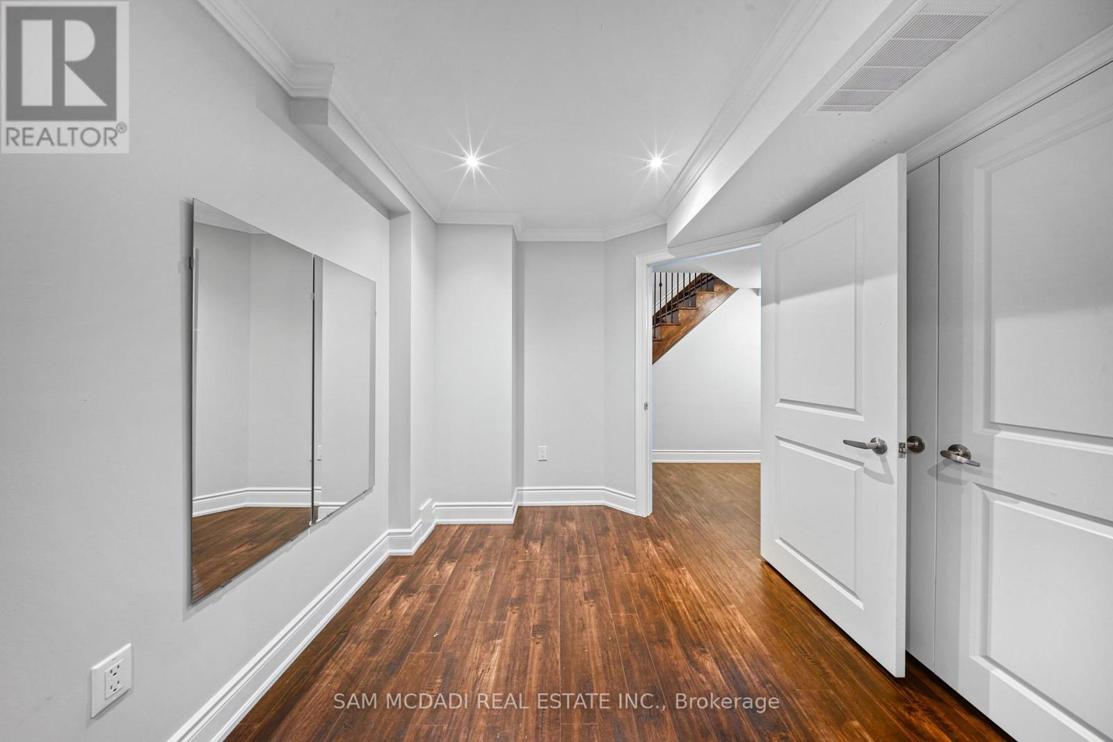 1238 Strathy Avenue, Mississauga, ON