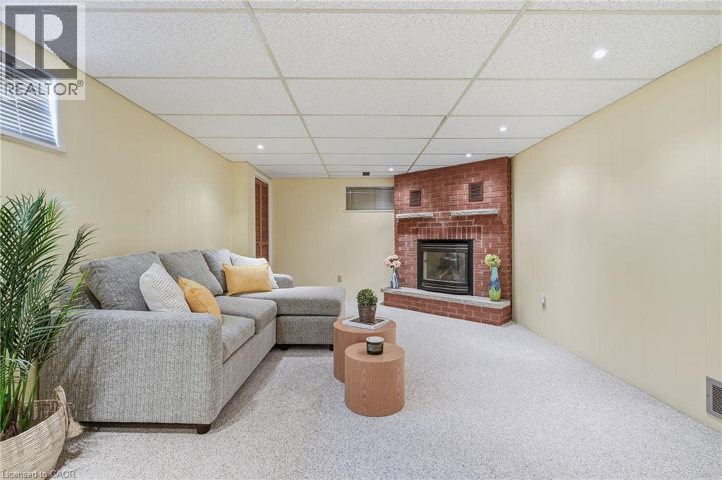 616 Mullin Way, Burlington, ON