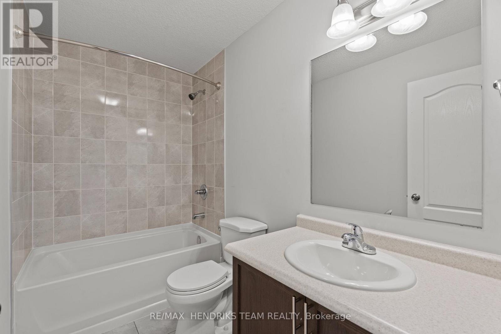 35 Sunset Way, Thorold (Rolling Meadows), ON