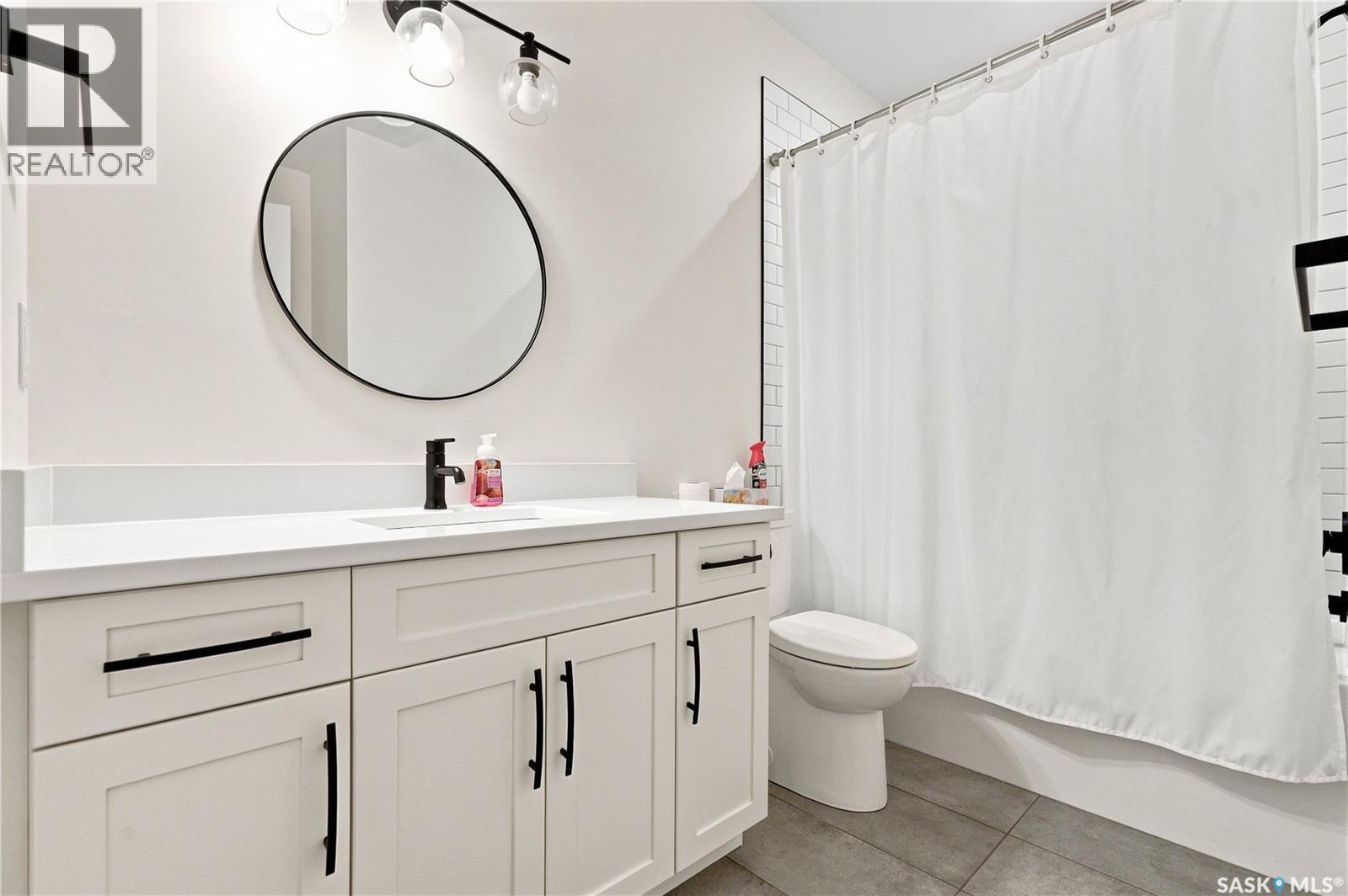 1172A Spadina Crescent E, Saskatoon, SK