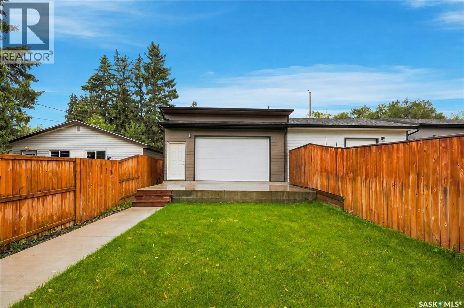 1172A Spadina Crescent E, Saskatoon, SK