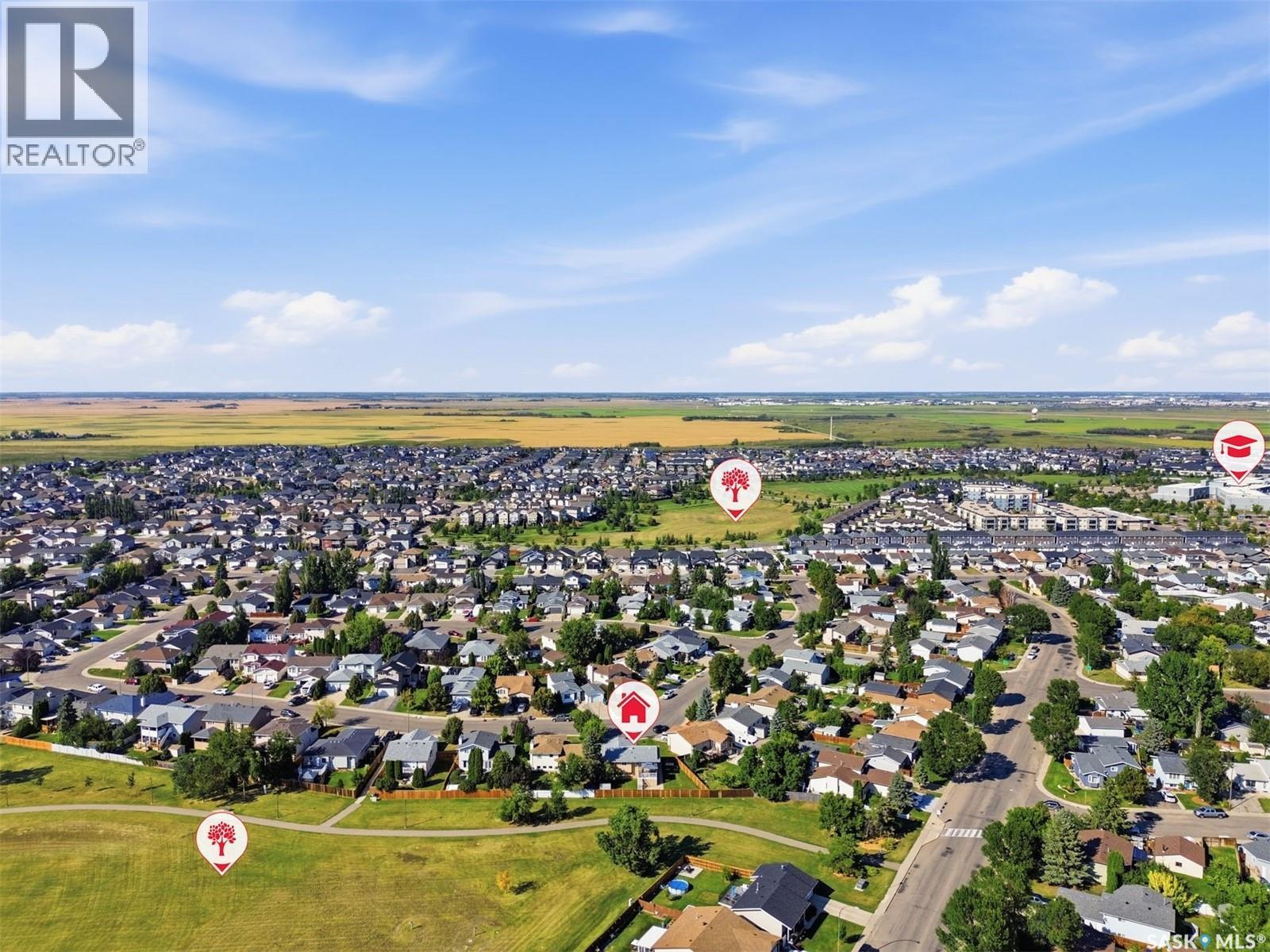302 Nixon Crescent, Saskatoon, SK
