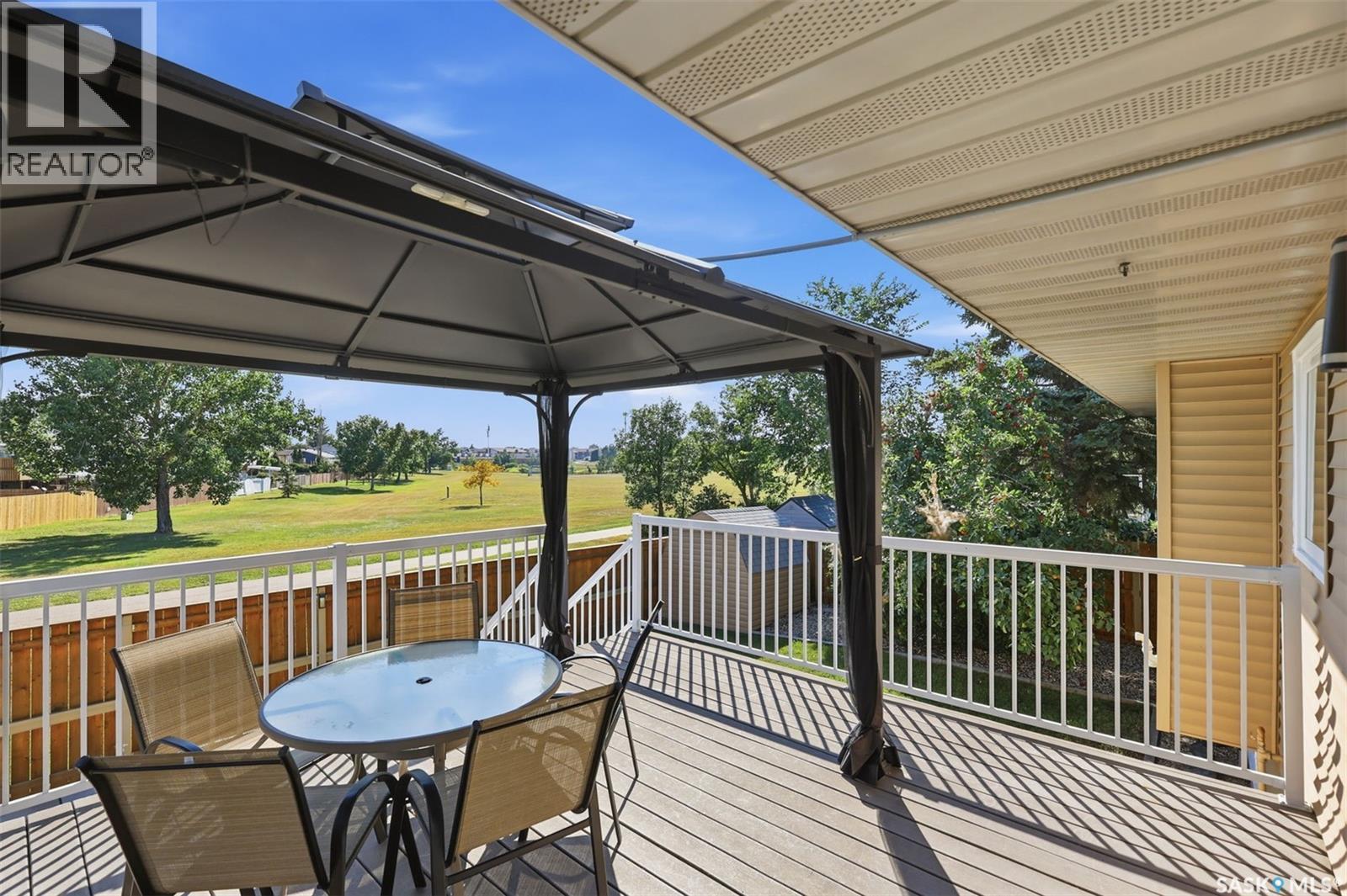 302 Nixon Crescent, Saskatoon, SK