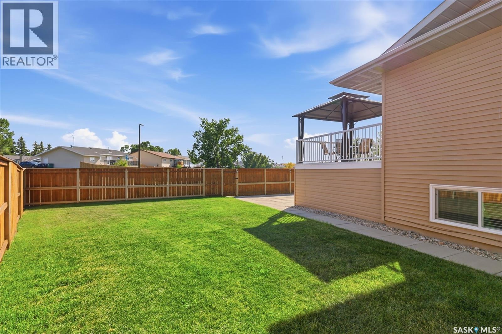 302 Nixon Crescent, Saskatoon, SK