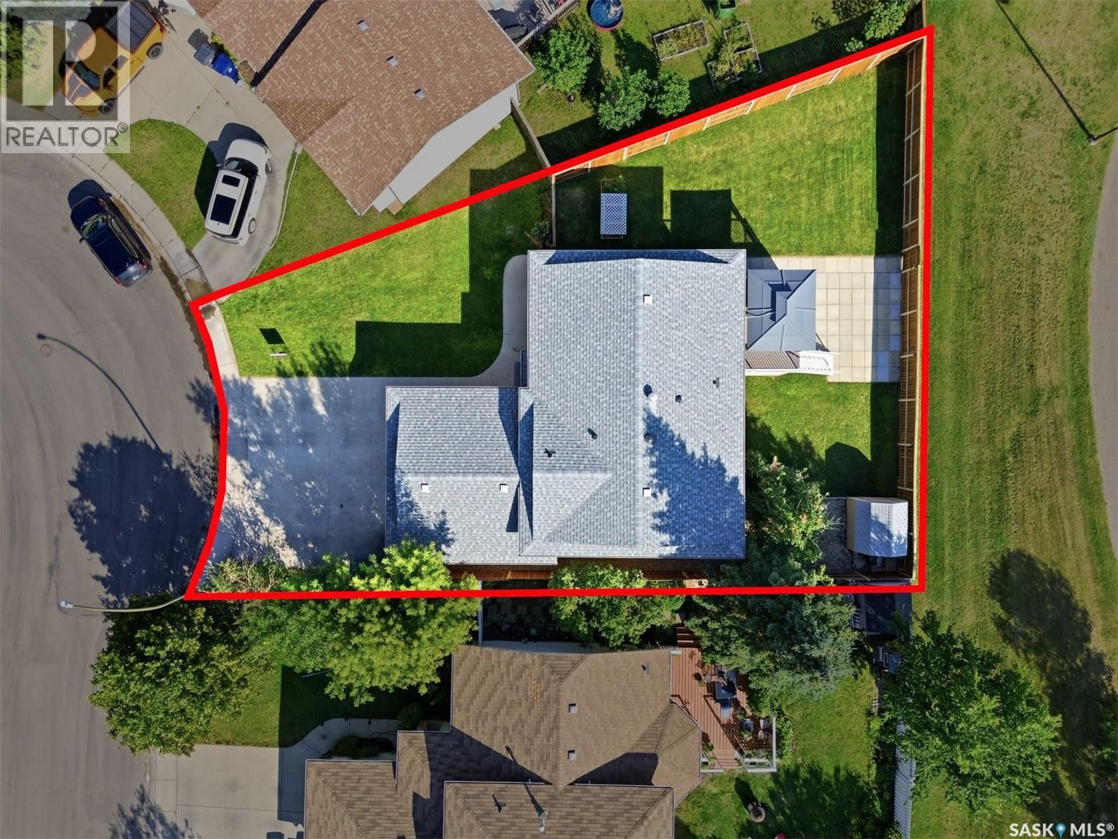 302 Nixon Crescent, Saskatoon, SK