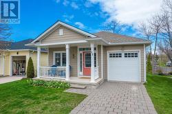 17 VILLAGE GATE Lambton Shores (Grand Bend), ON N0M 1T0