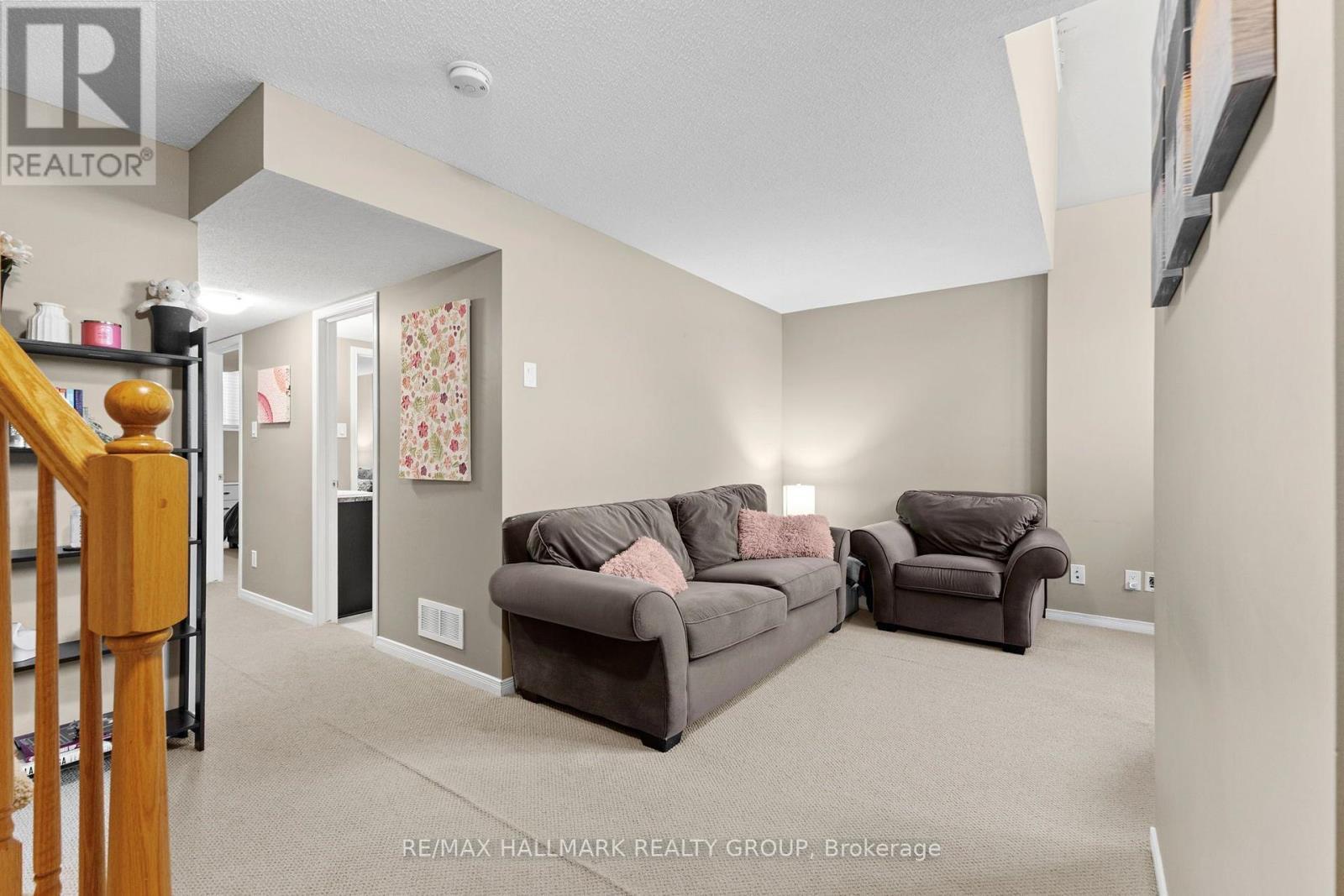 358 Galston Private, Ottawa, ON