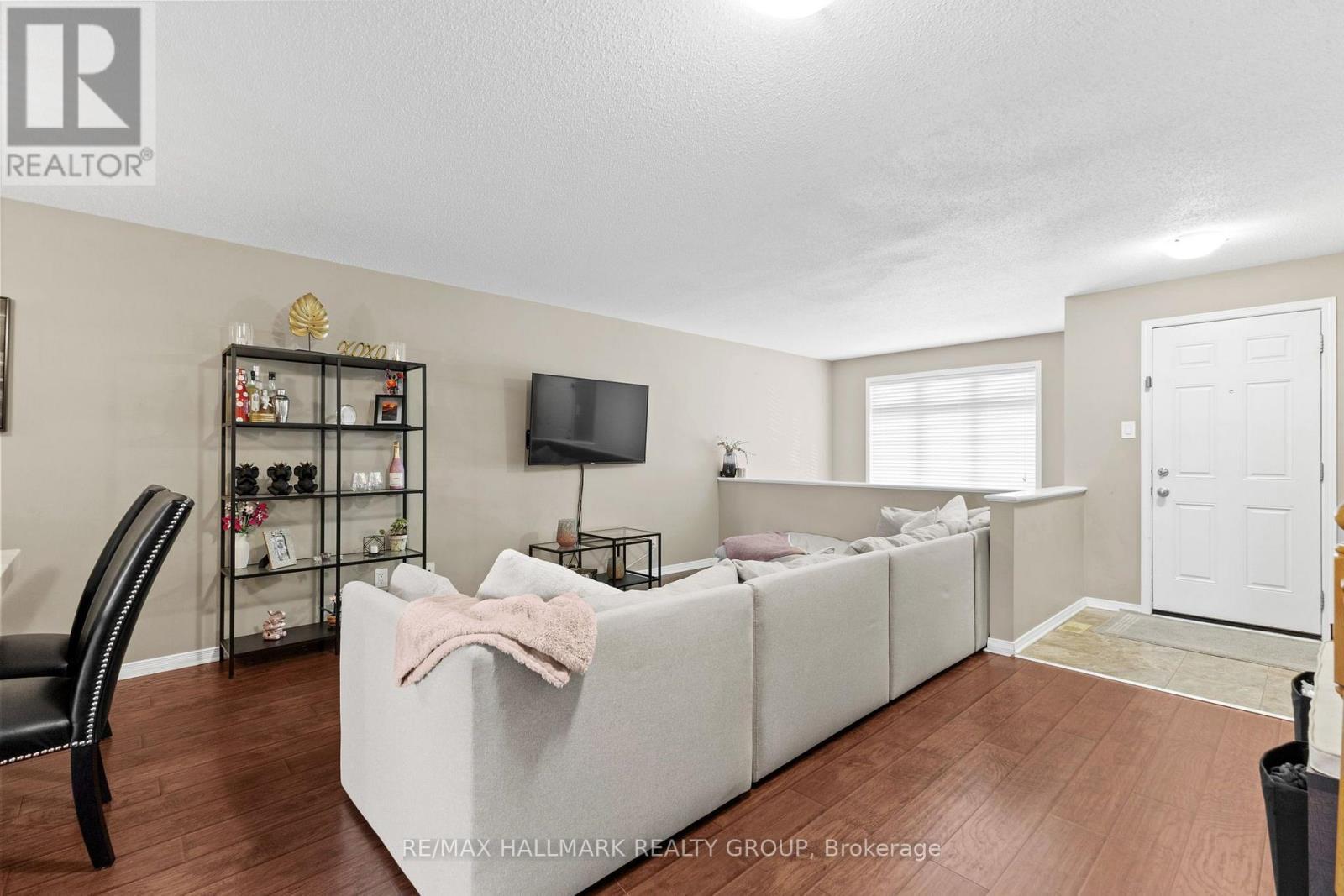 358 Galston Private, Ottawa, ON