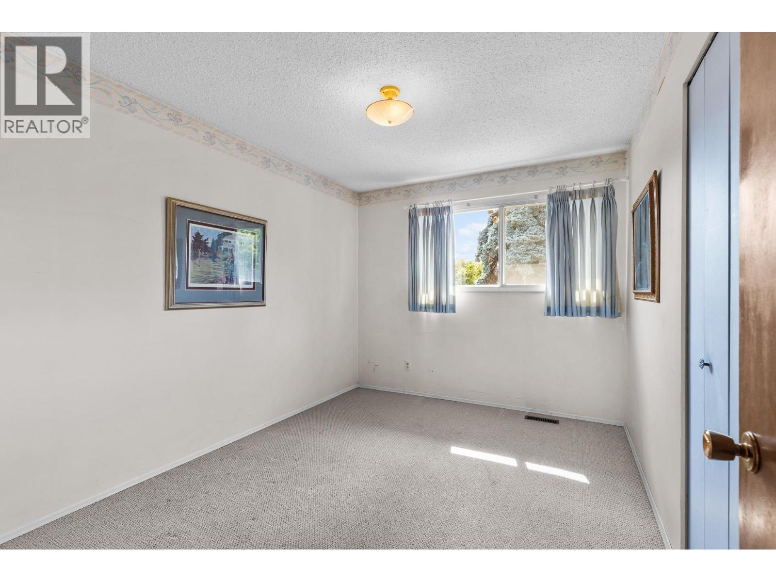 470 Eugene Road, Kelowna, BC