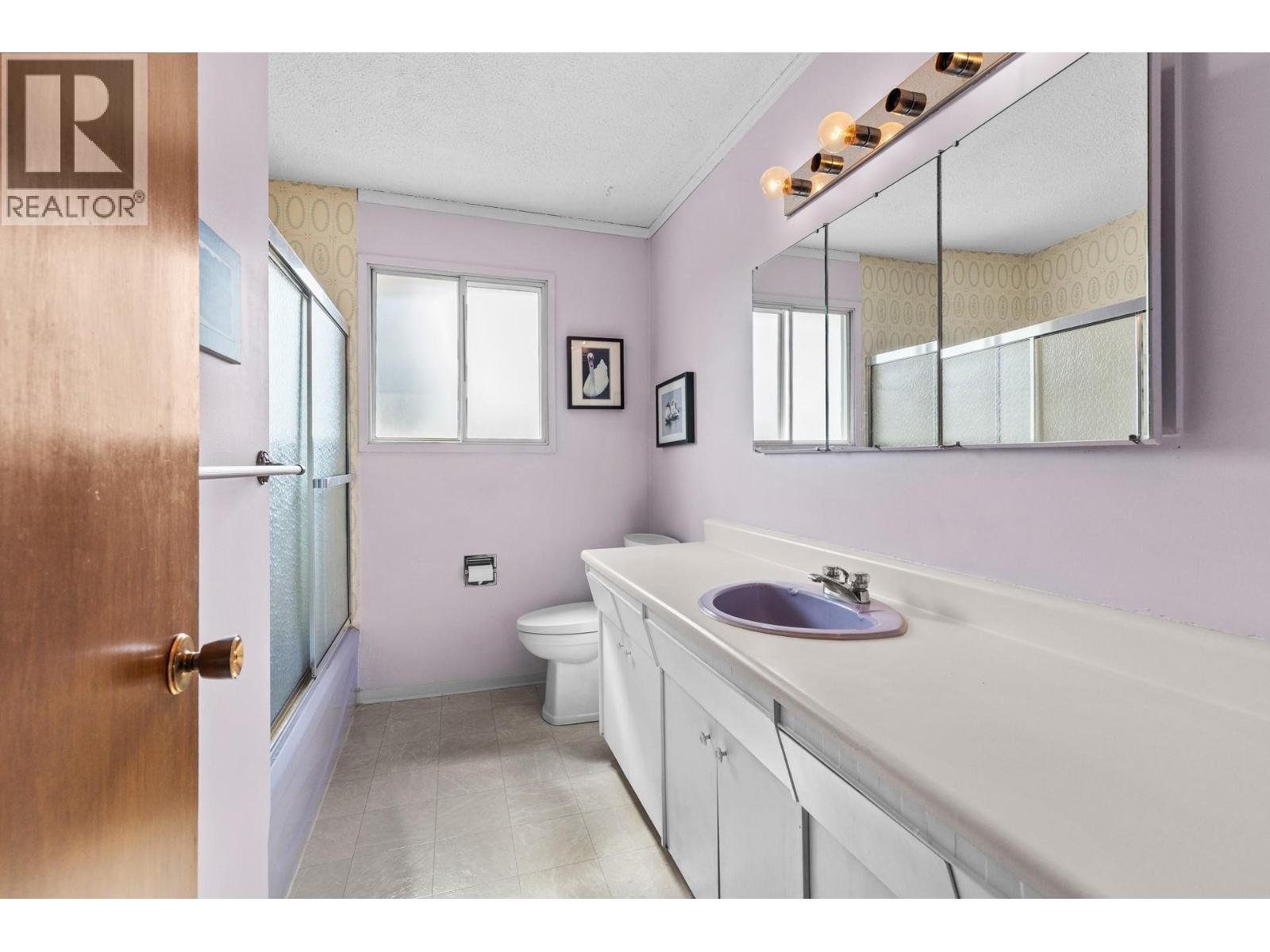 470 Eugene Road, Kelowna, BC