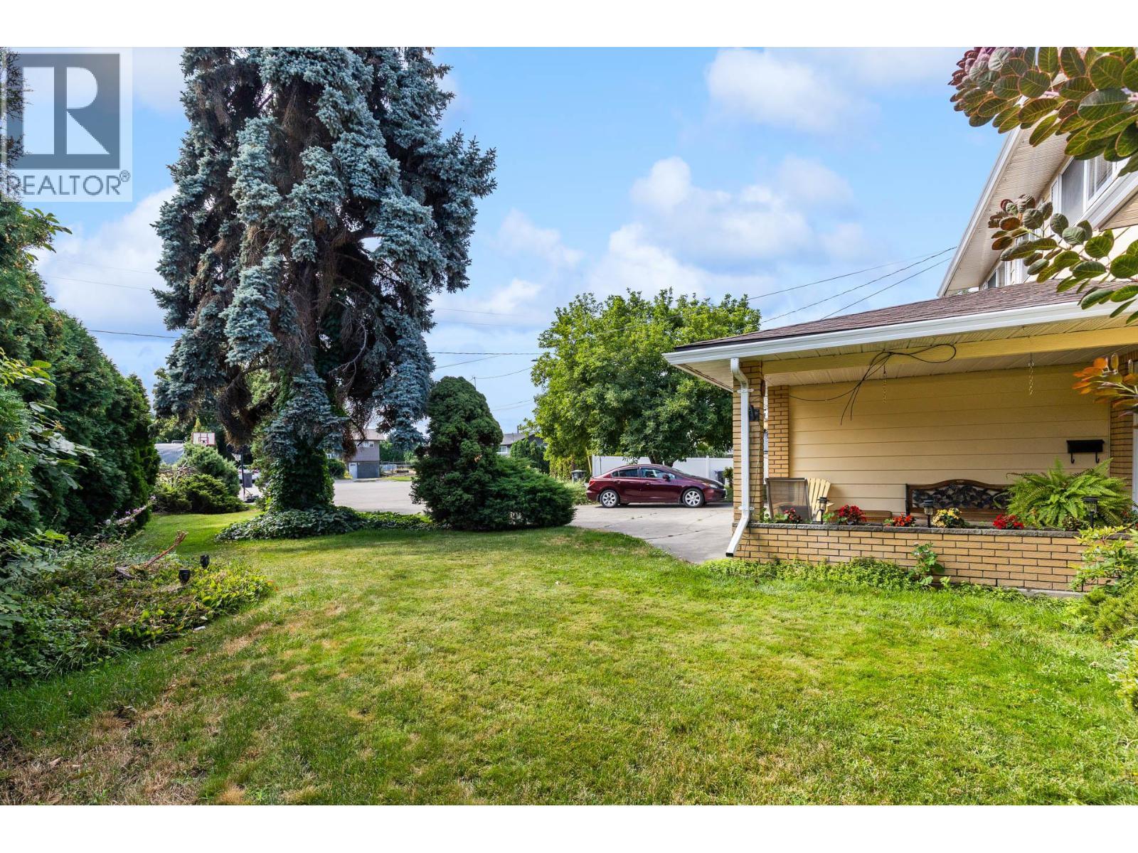 470 Eugene Road, Kelowna, BC