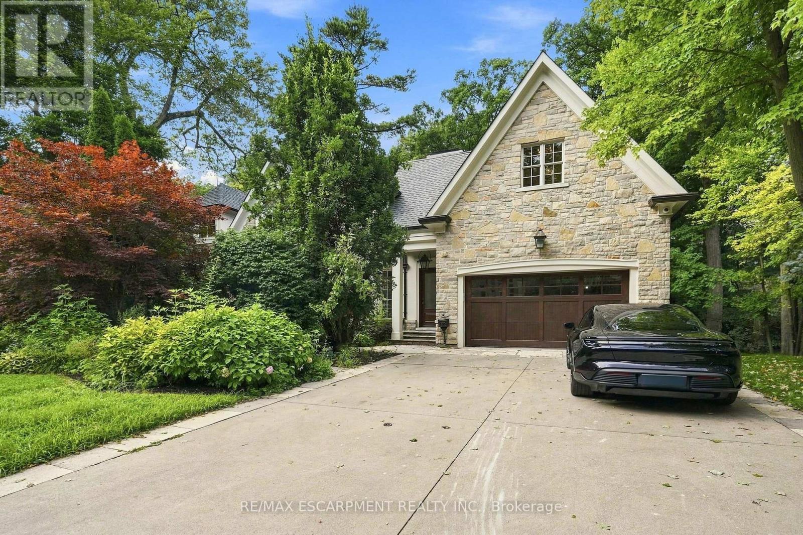2025 Heartwood Court, Mississauga, ON