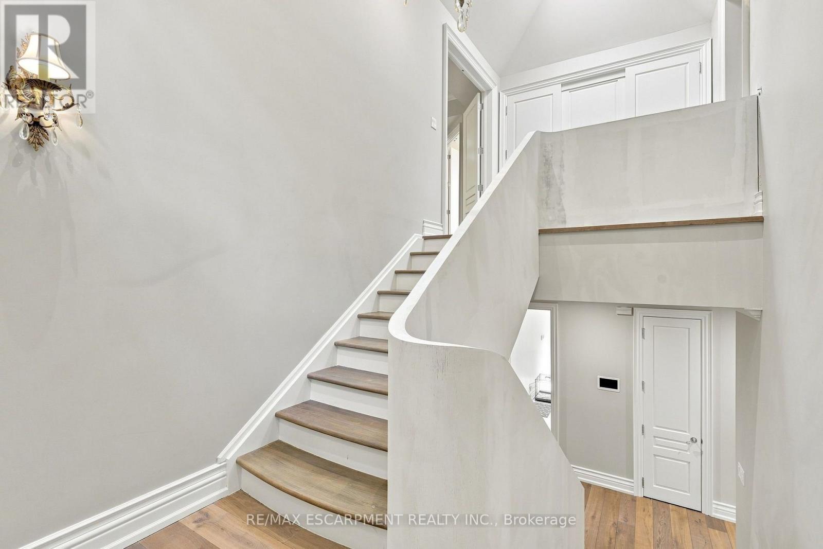 2025 Heartwood Court, Mississauga, ON