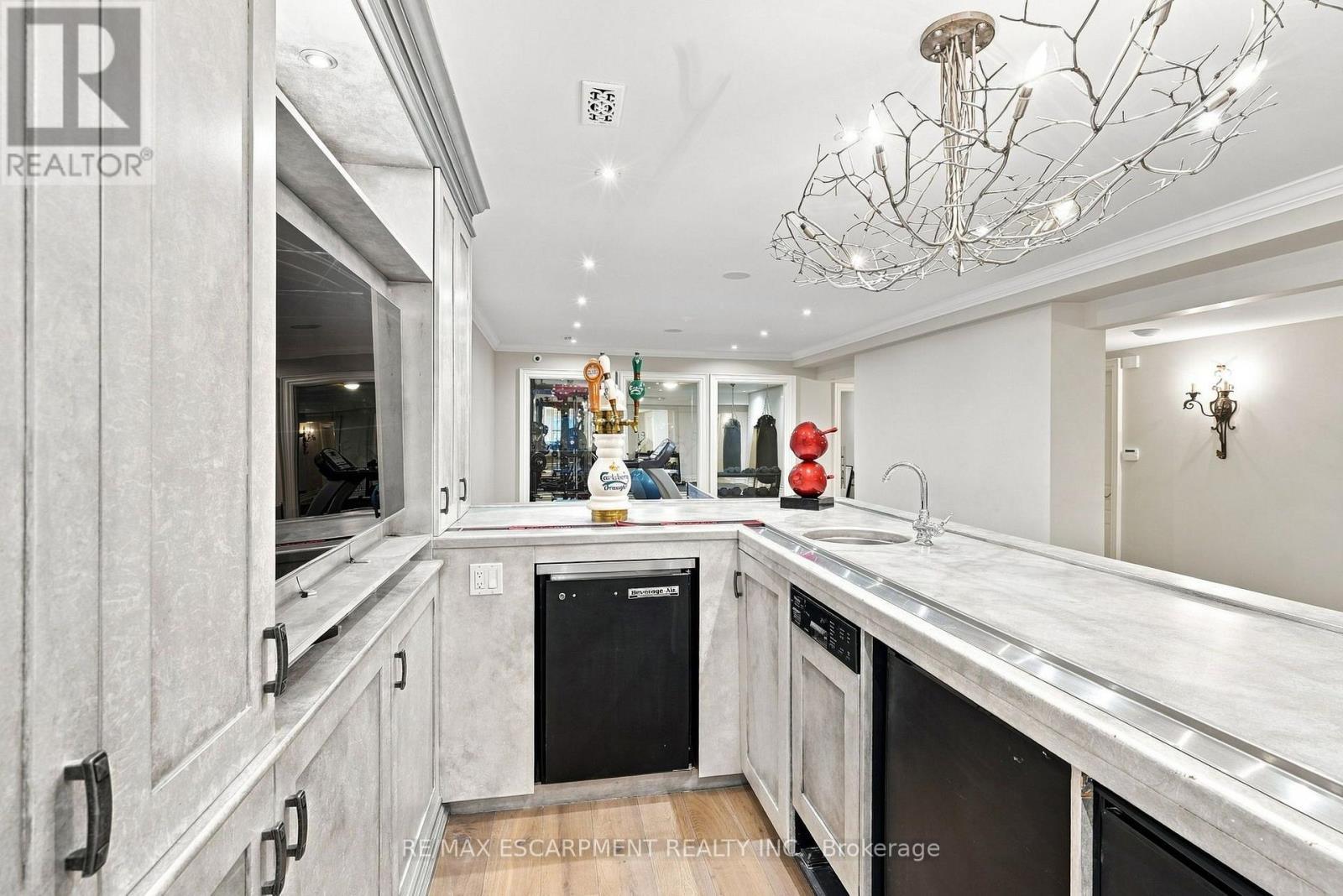 2025 Heartwood Court, Mississauga, ON