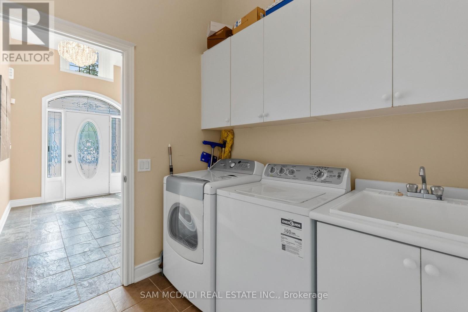 15 Eaglesprings Crescent, Brampton, ON